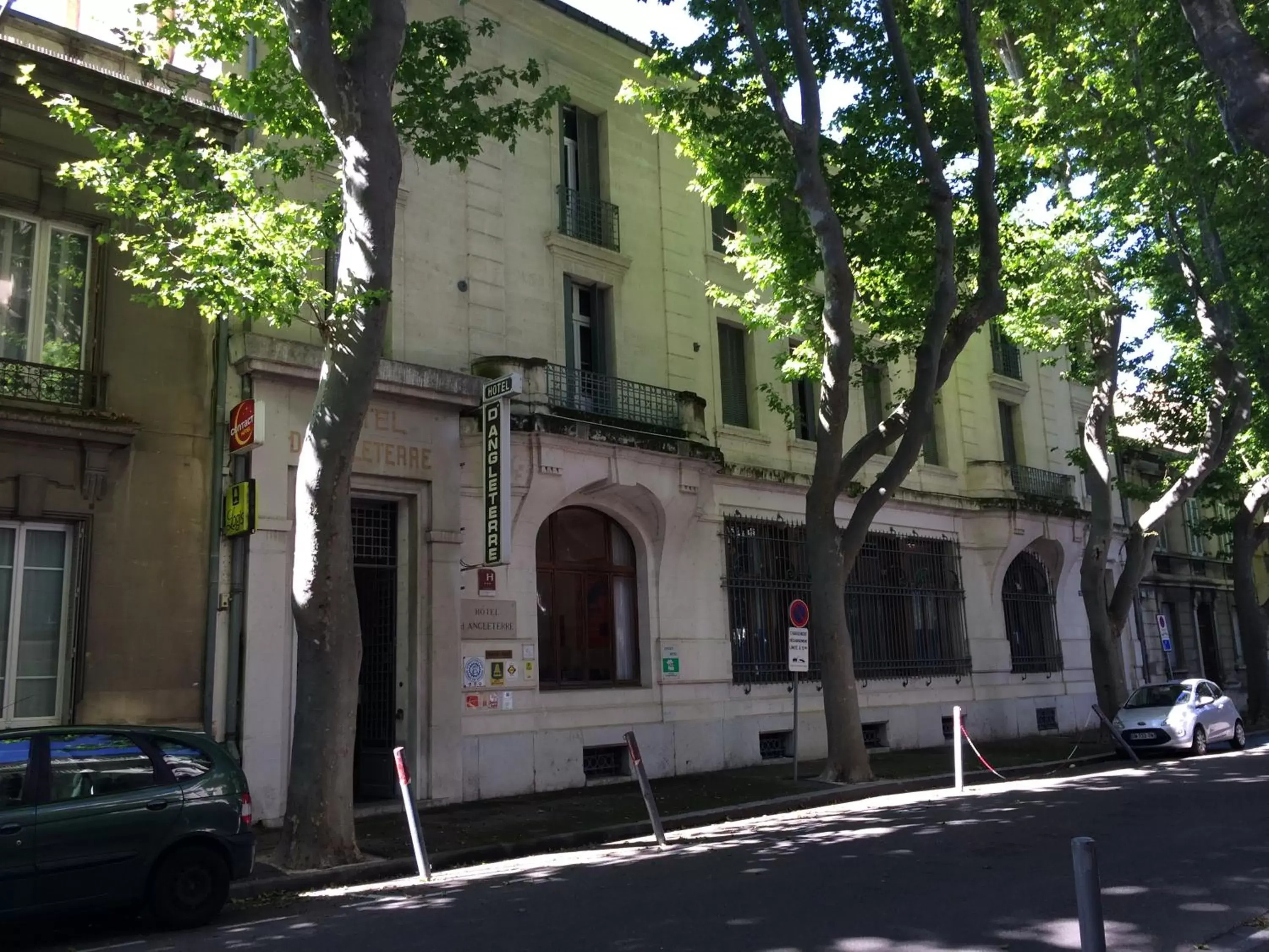 Facade/entrance, Property Building in Hotel d'Angleterre