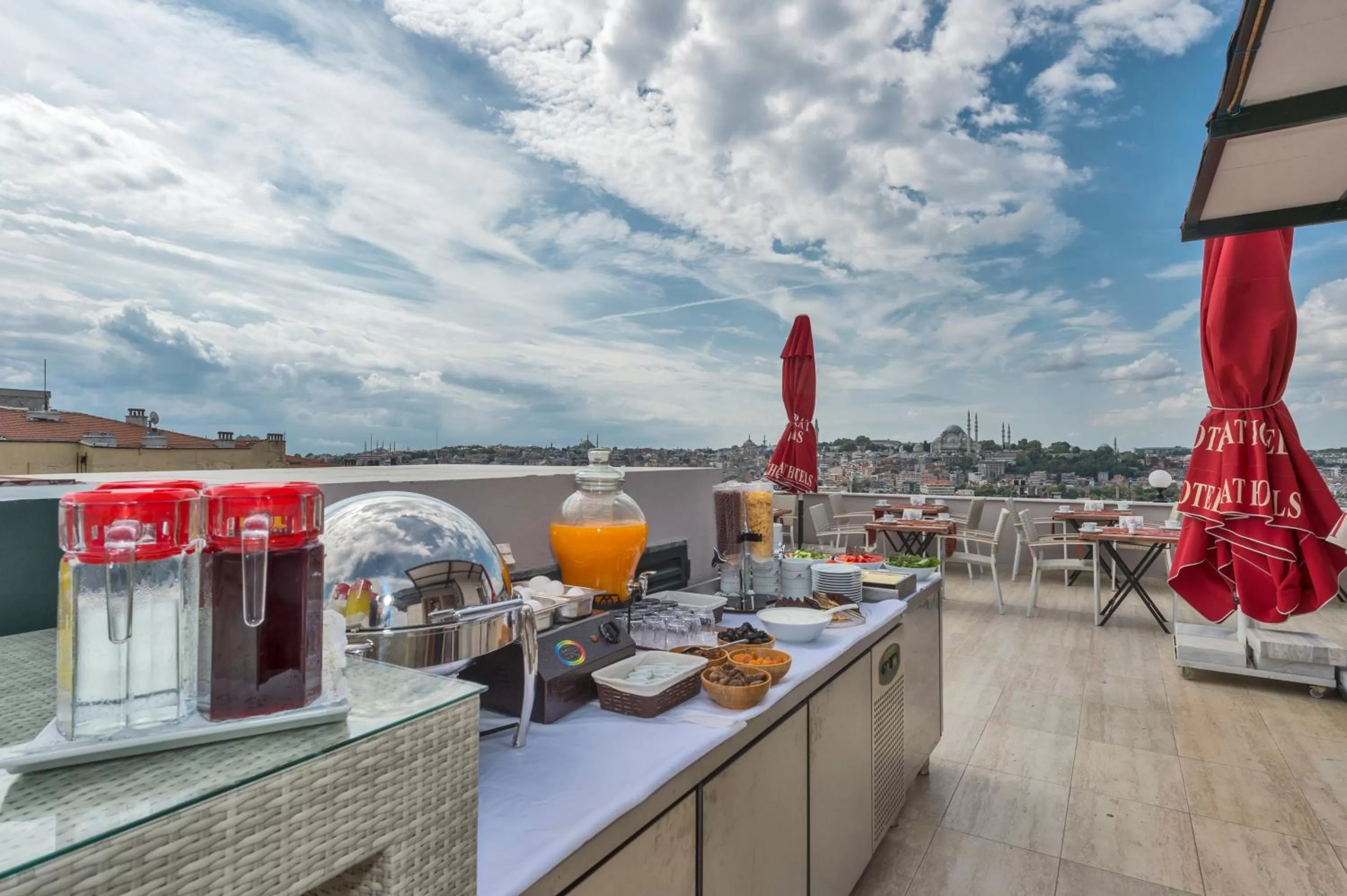 Balcony/Terrace in Galatower Hotel