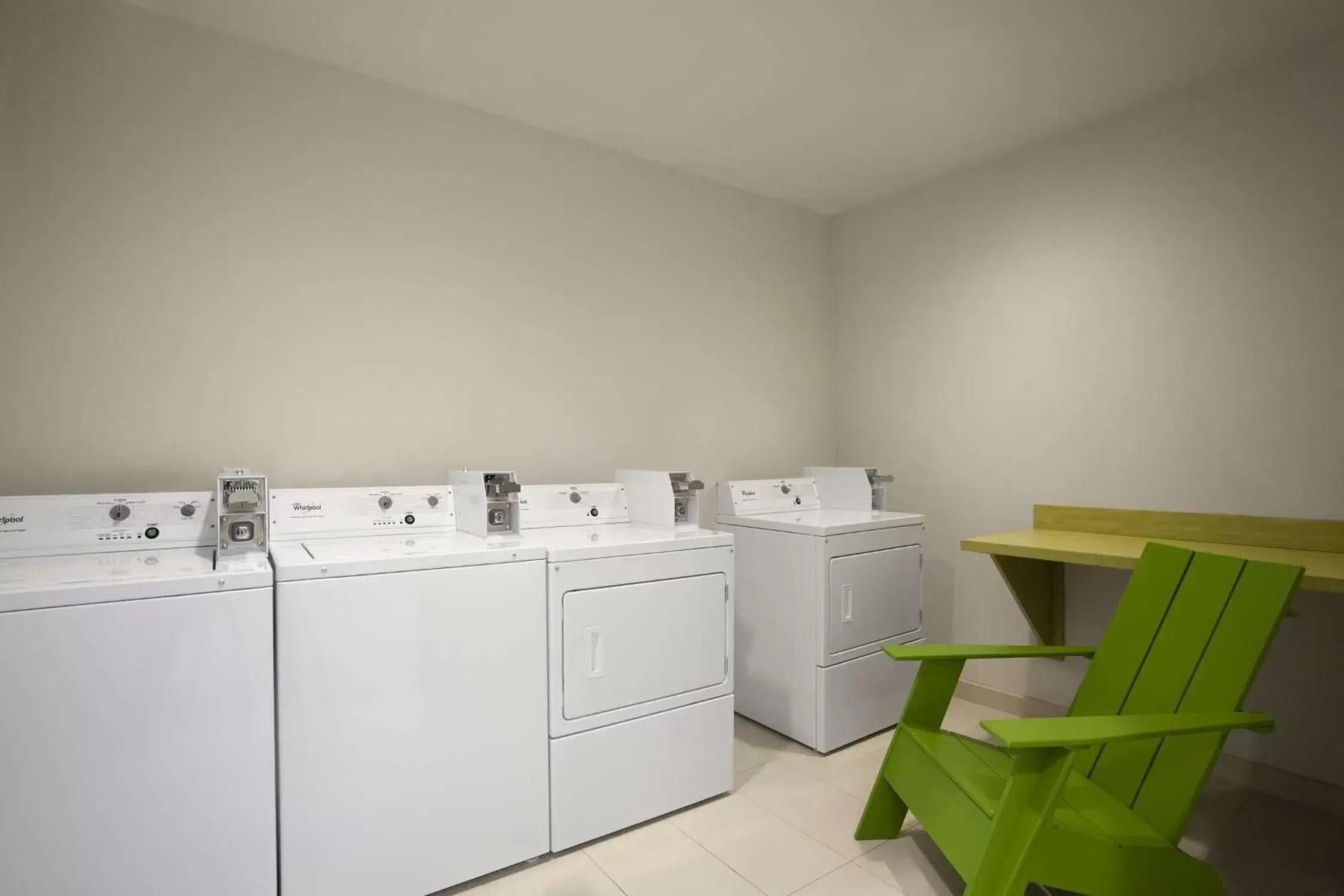 Property building, Kitchen/Kitchenette in Home2 Suites by Hilton Philadelphia Convention Center