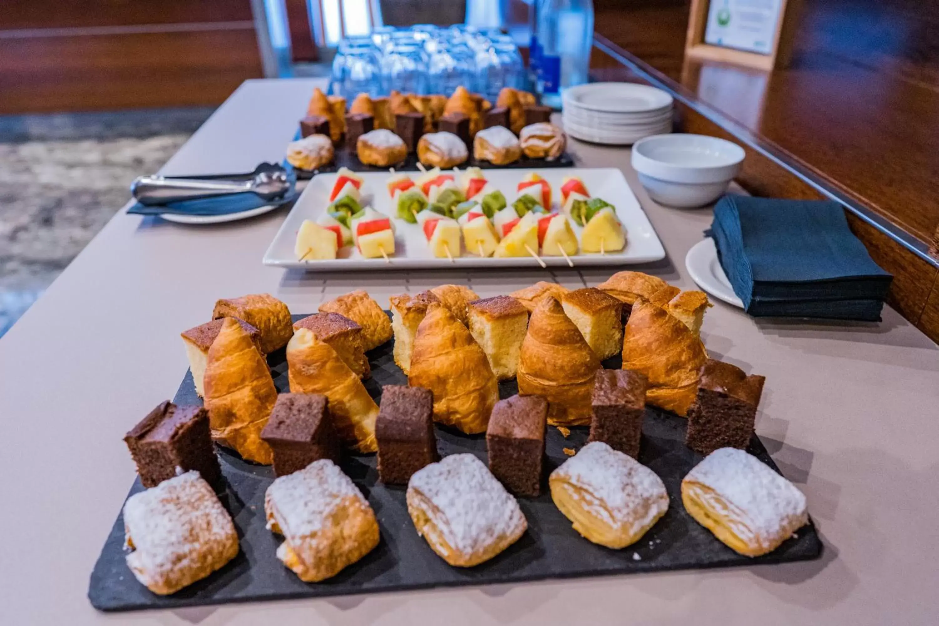 Buffet breakfast, Food in Hotel Compostela