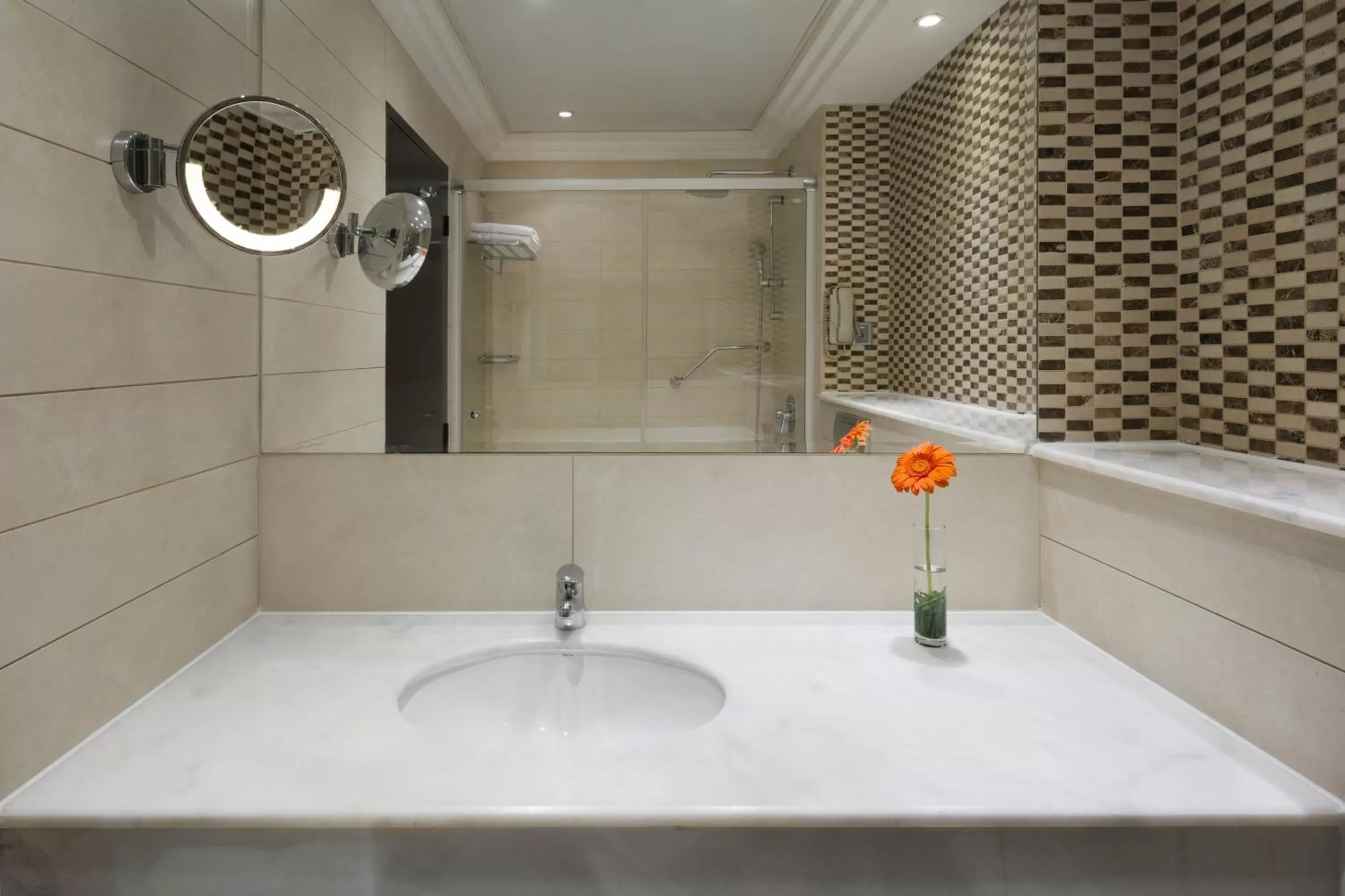 Bathroom in Crowne Plaza Jeddah, an IHG Hotel