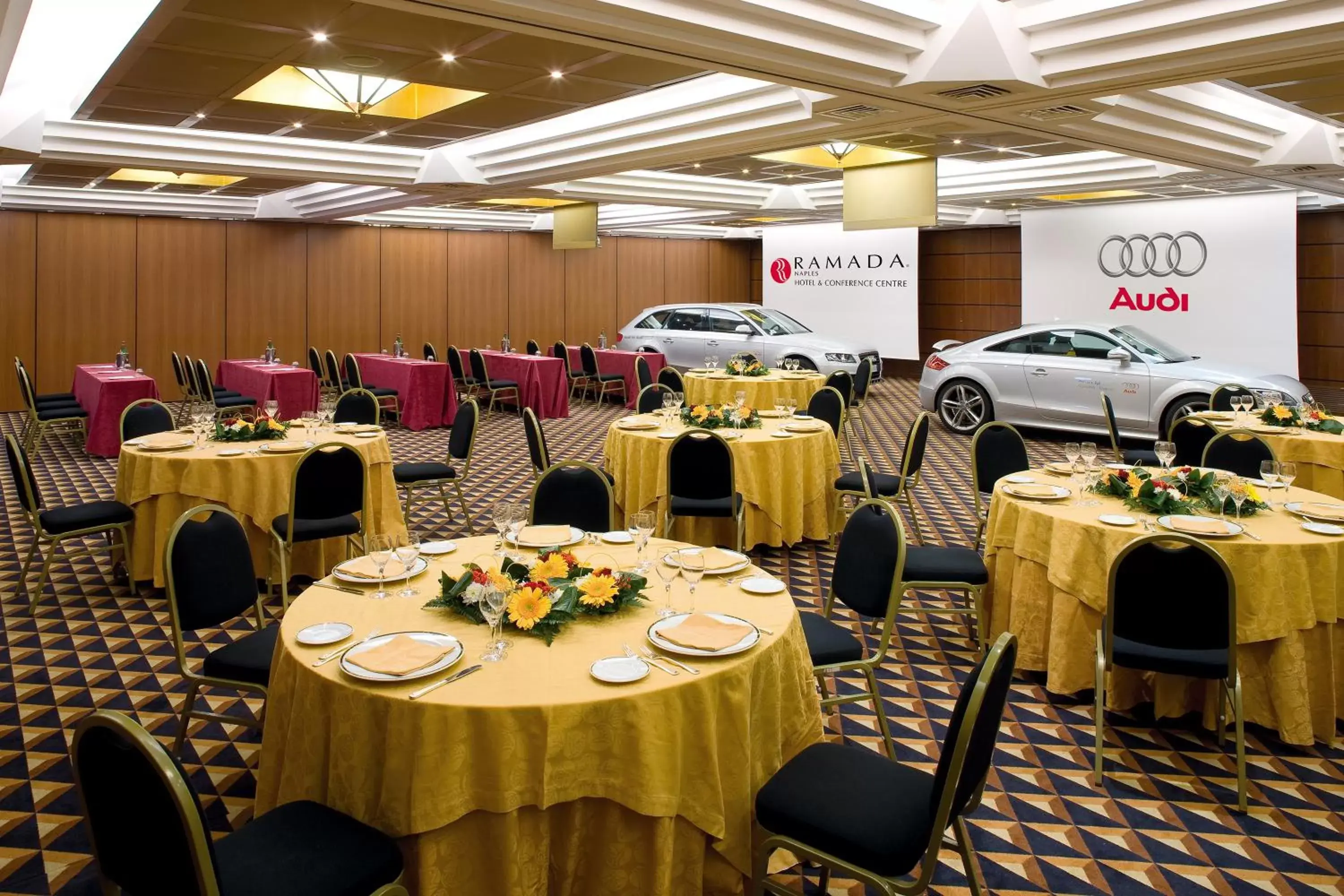 Business facilities, Banquet Facilities in Ramada by Wyndham Naples