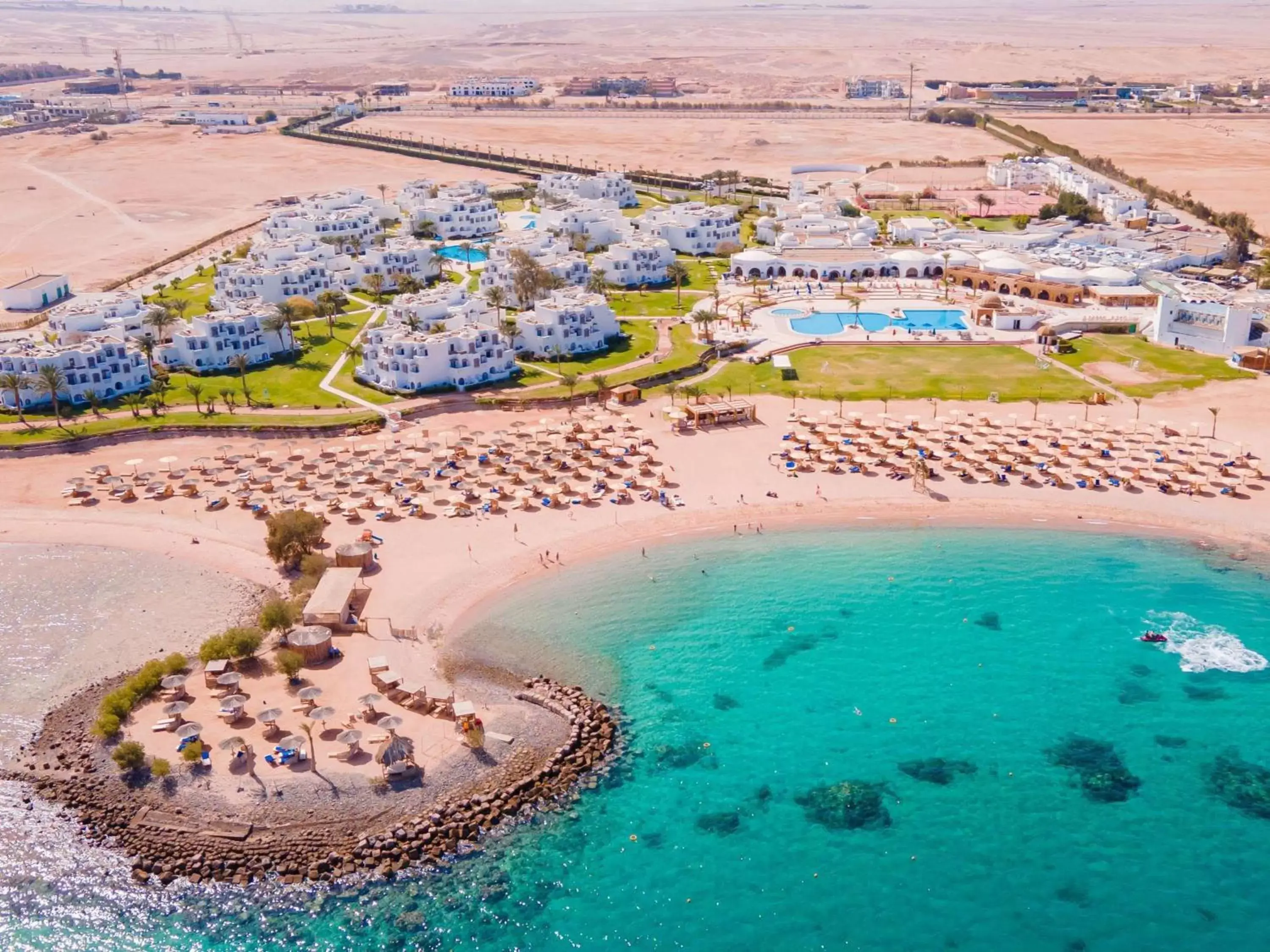 Property building, Bird's-eye View in Mercure Hurghada Hotel