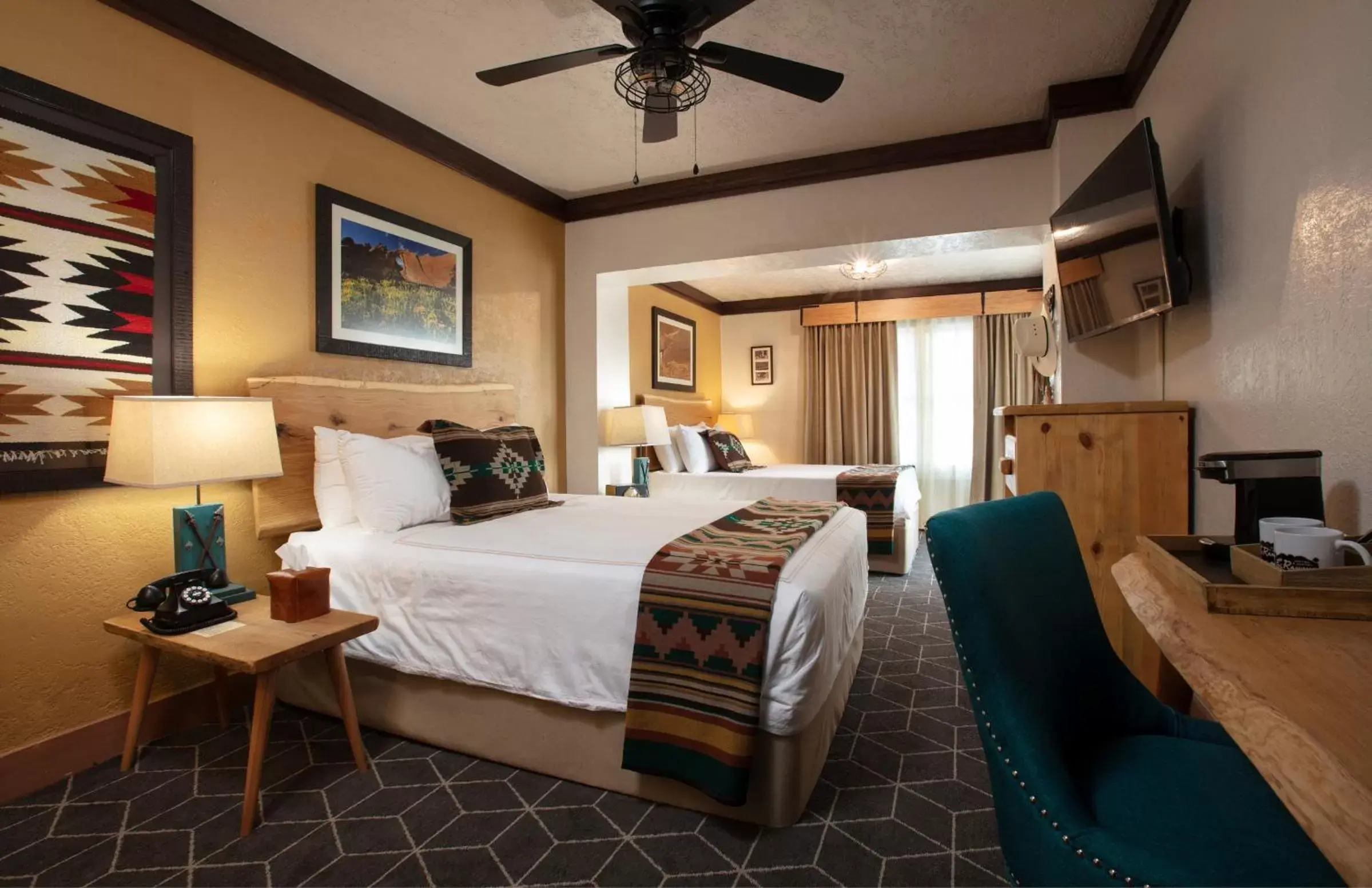 Bed in Hotel El Rancho Bed in Hotel El Rancho