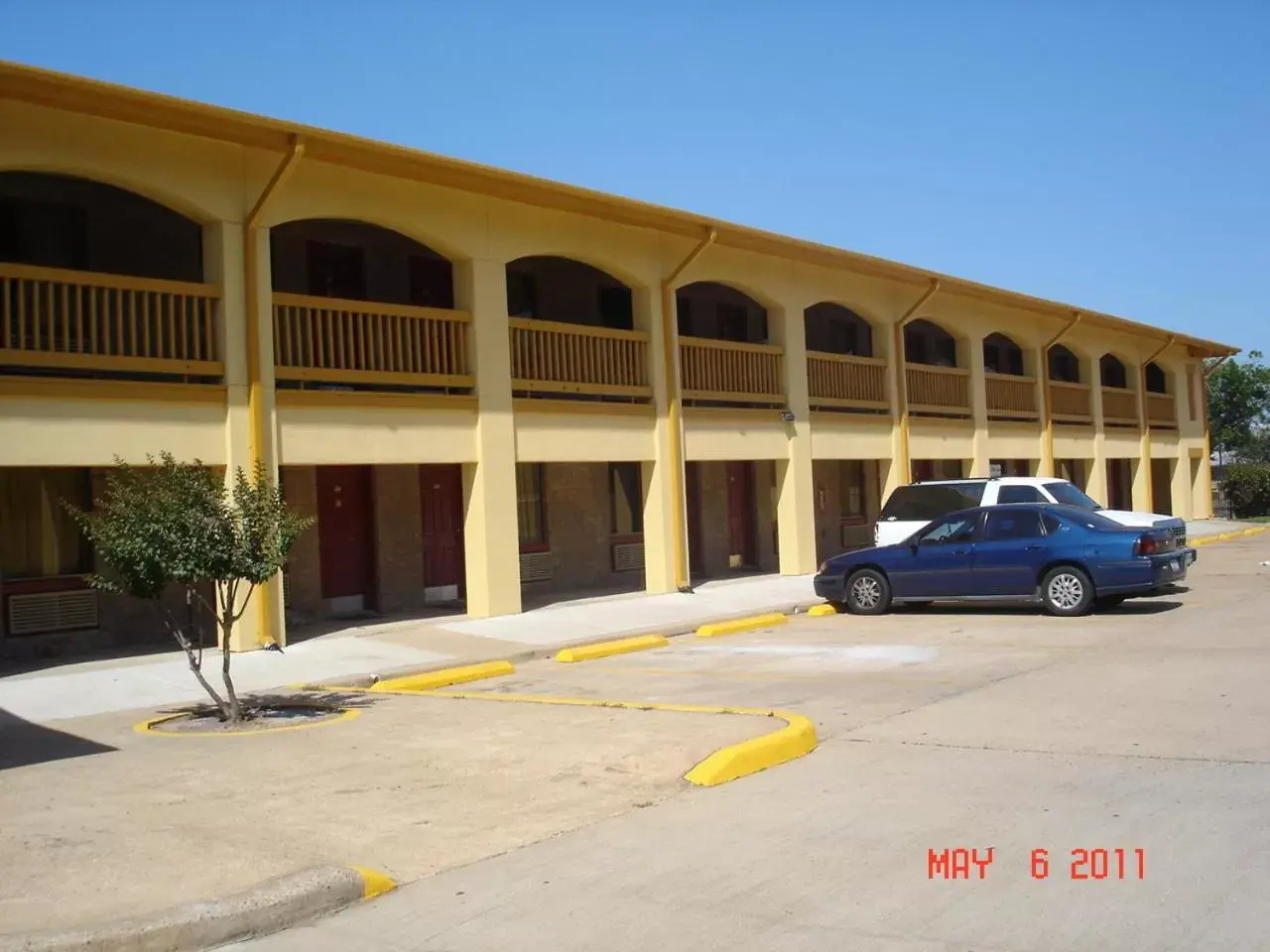 Property Building in Motel 6-Freeport, TX