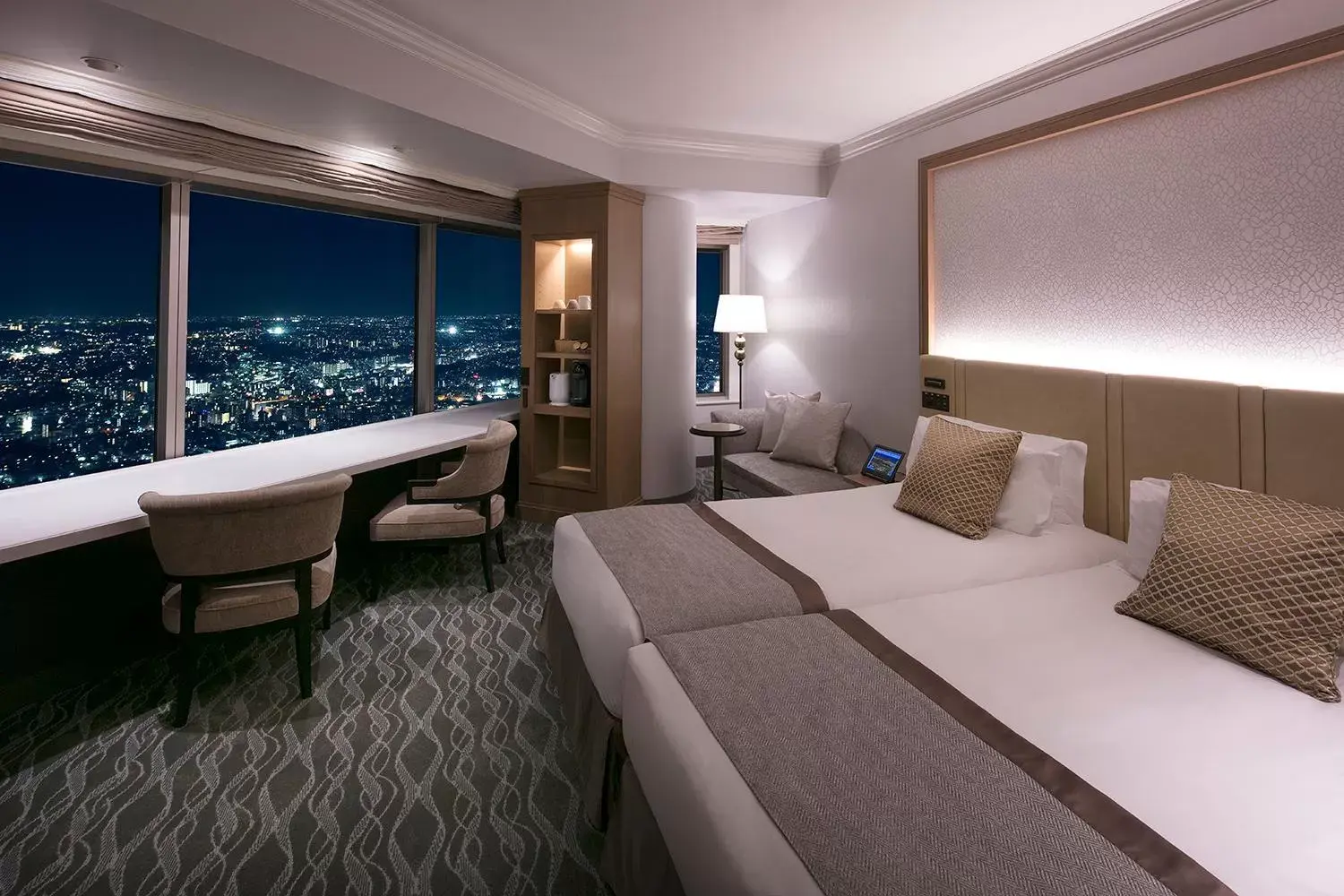 Photo of the whole room in Yokohama Royal Park Hotel