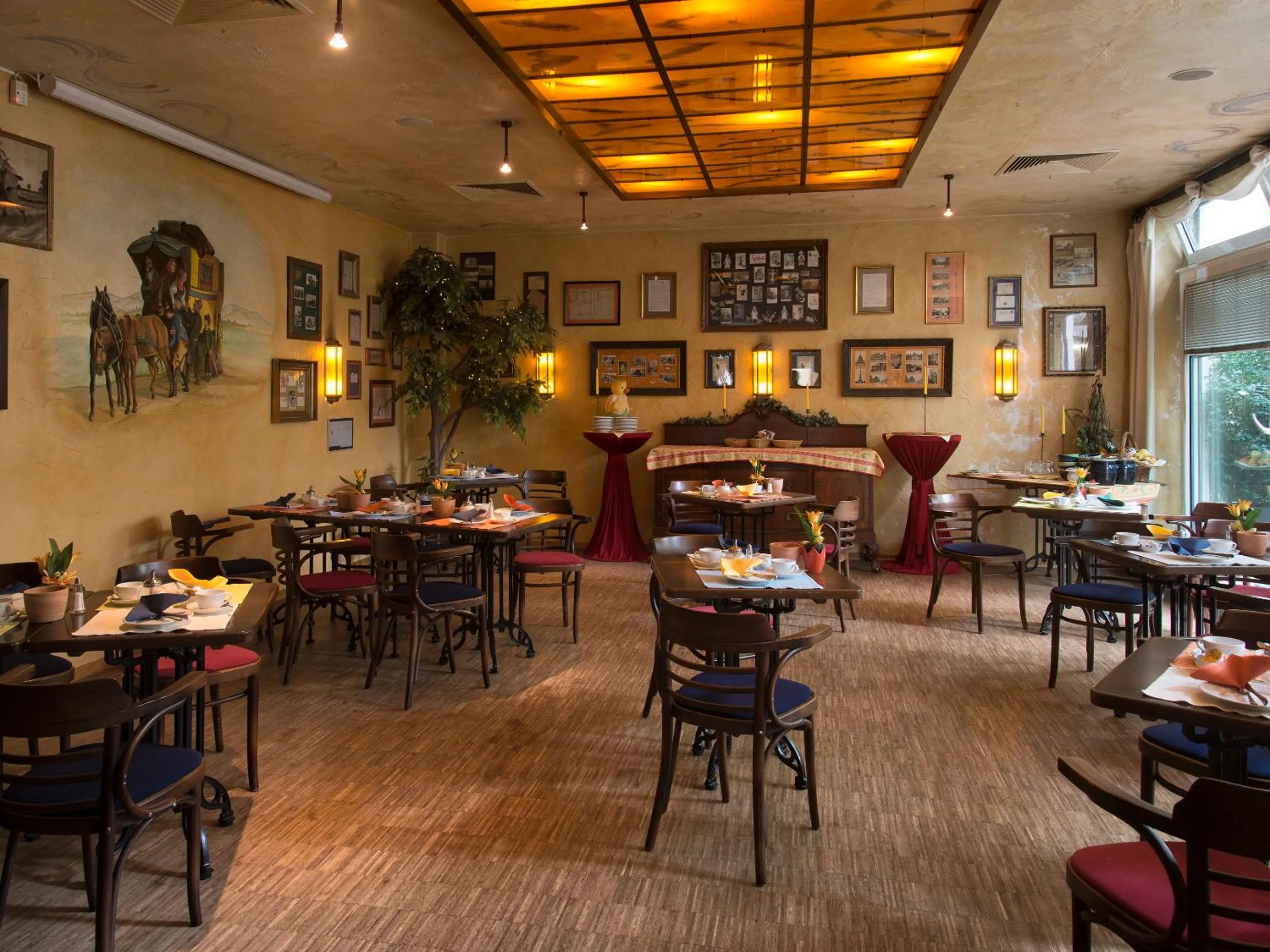 Buffet breakfast in Posthaus Hotel Residenz