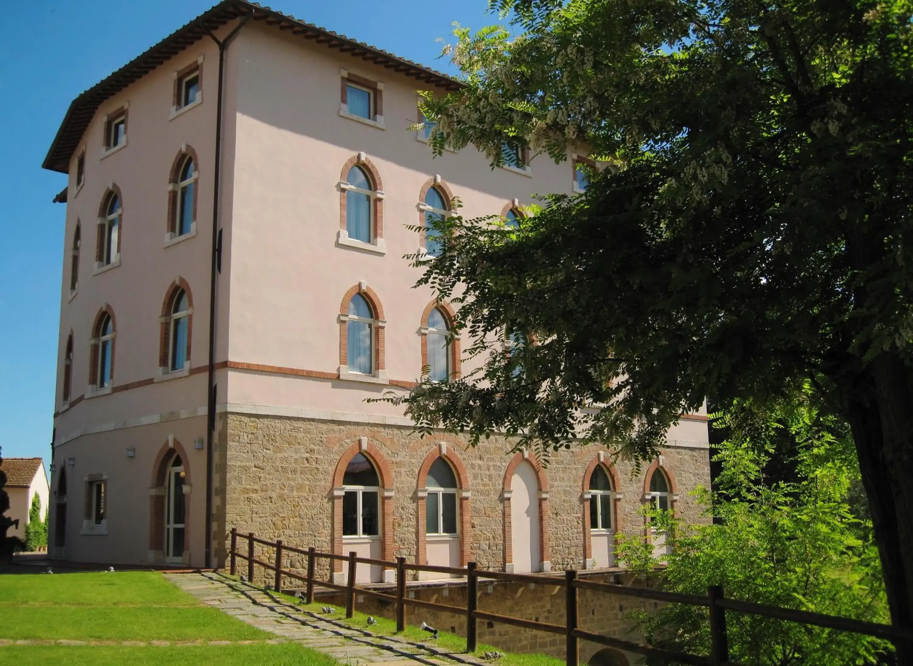 Facade/entrance, Property Building in LHP Hotel Certaldo