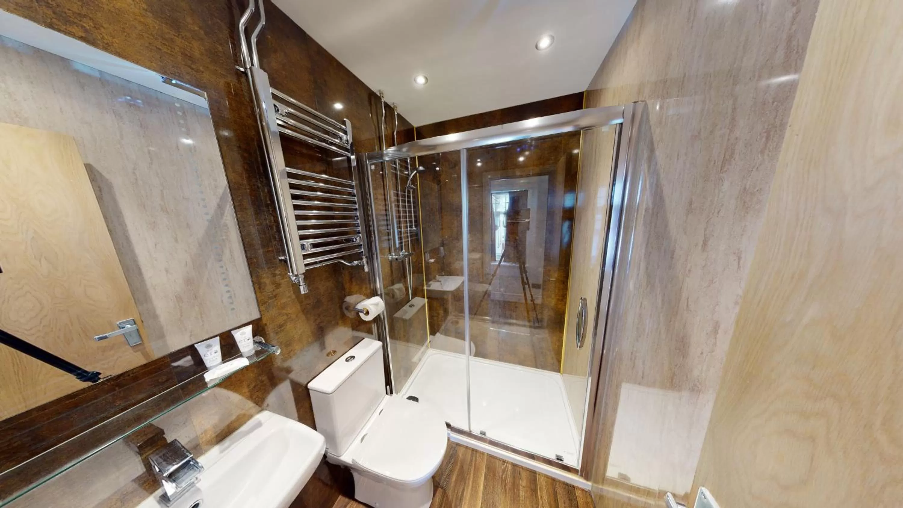 Shower in Marine Lodge