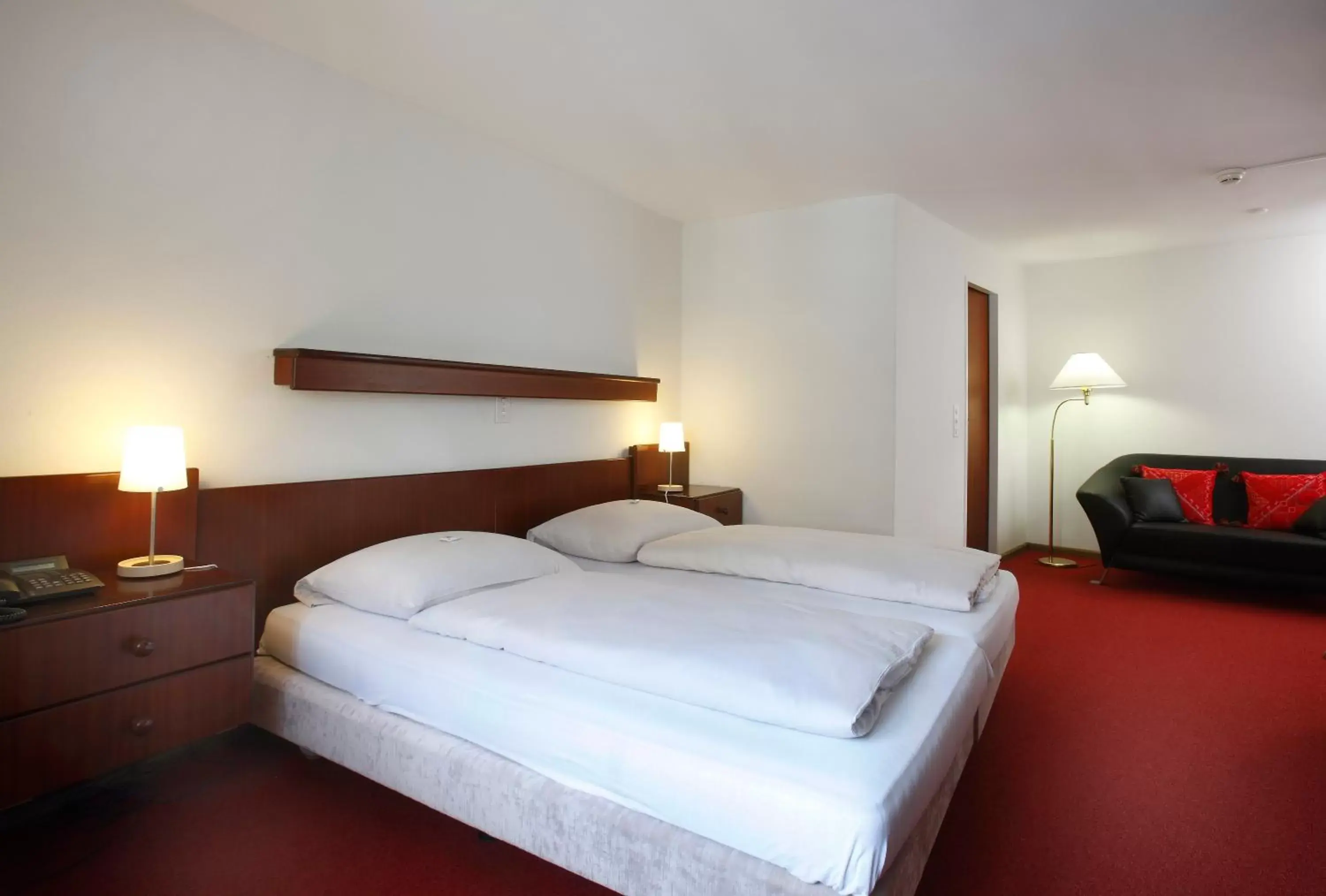 Bed in Spalenbrunnen Hotel & Restaurant Basel City Center