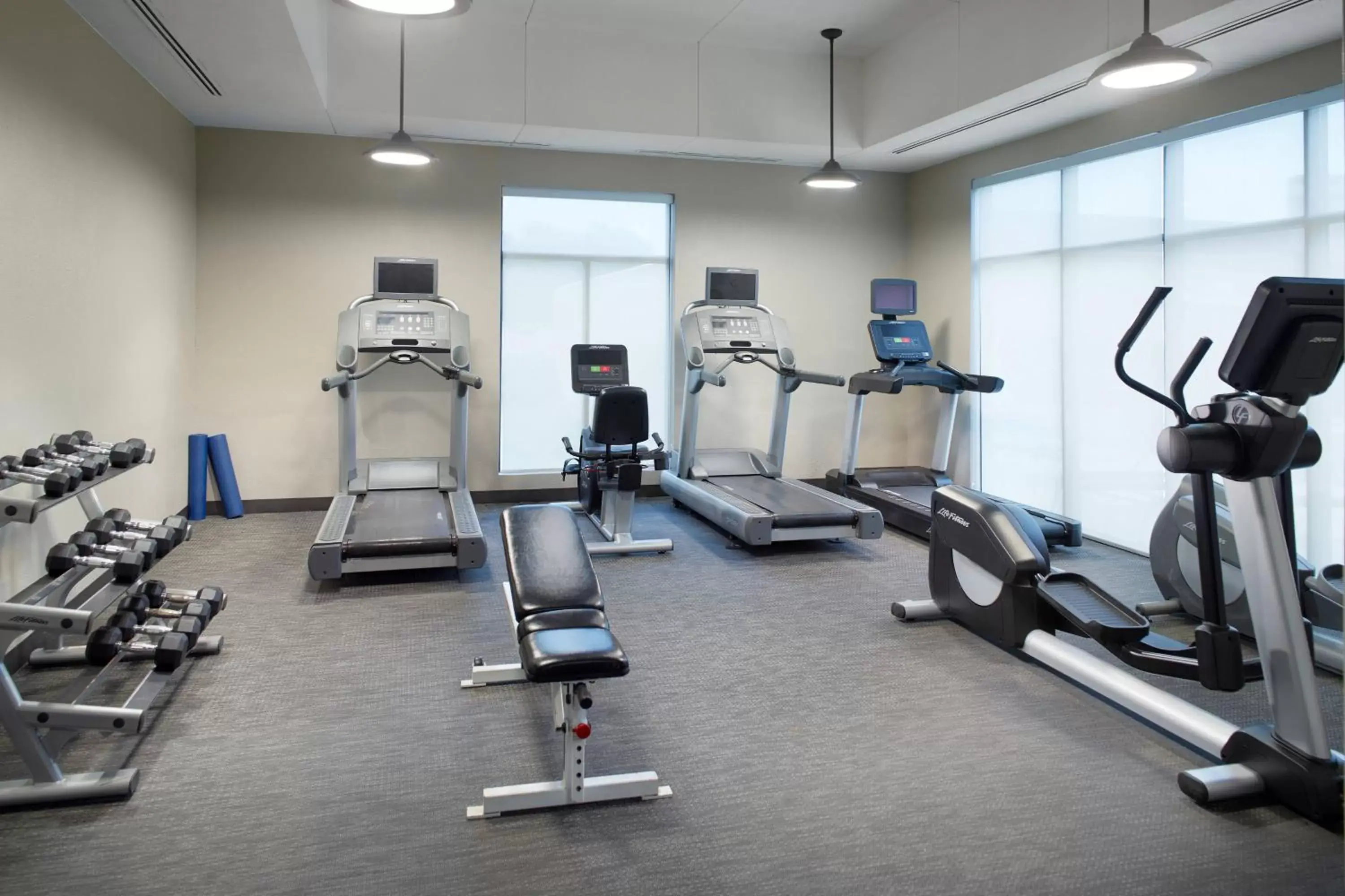 Fitness centre/facilities, Fitness Center/Facilities in Courtyard by Marriott Fayetteville