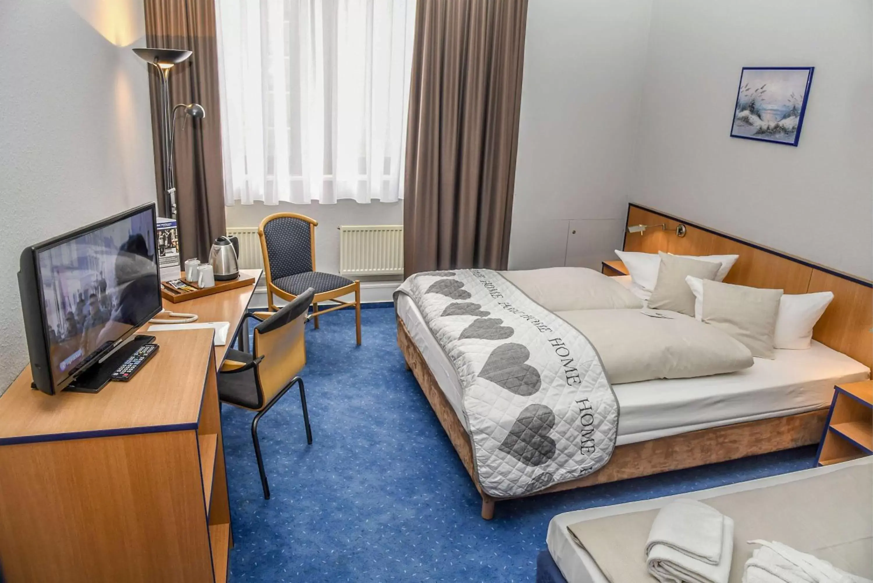 Photo of the whole room in Best Western Comfort Business Hotel Düsseldorf-Neuss