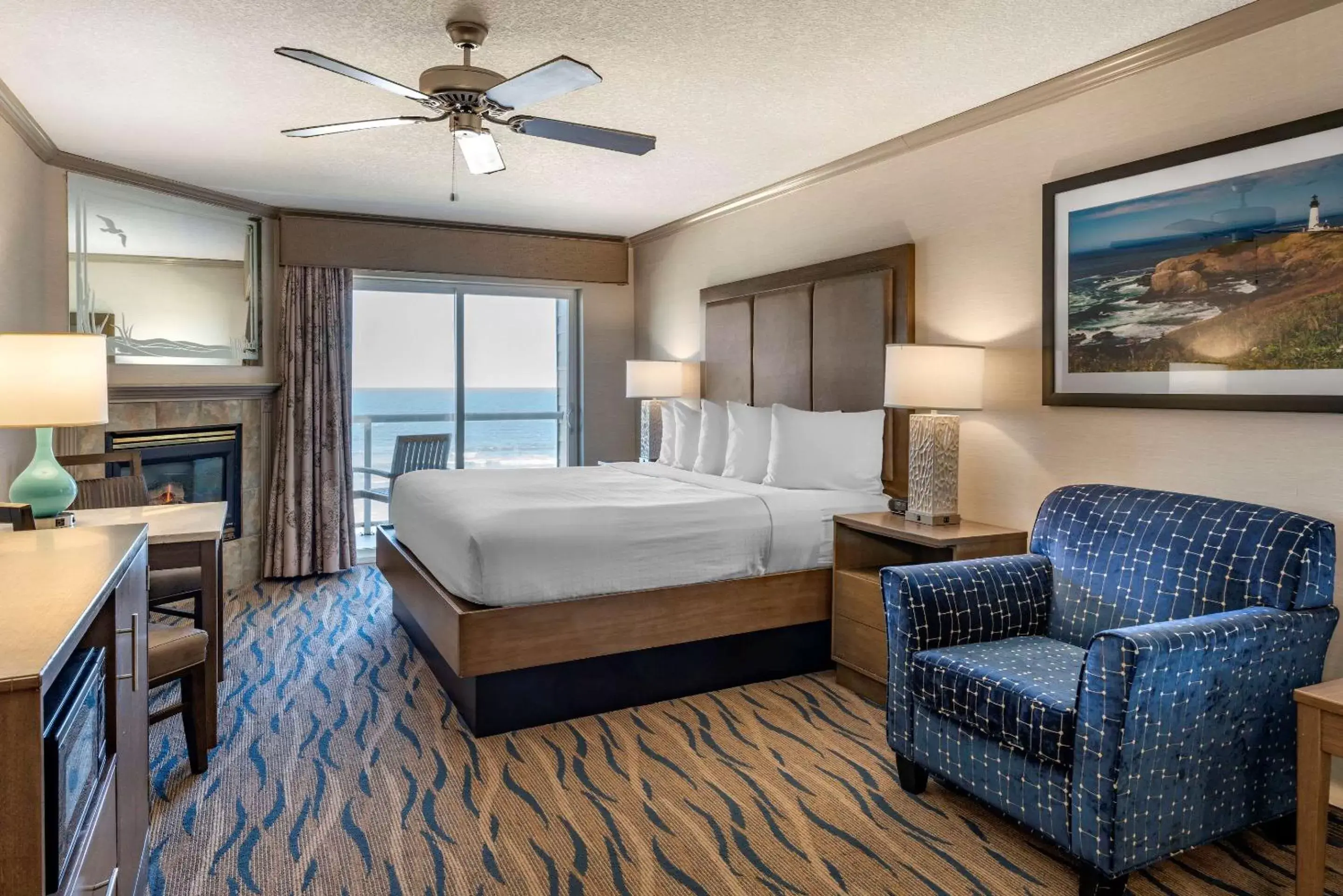 Photo of the whole room in Elizabeth Oceanfront Suites, Ascend Hotel Collection