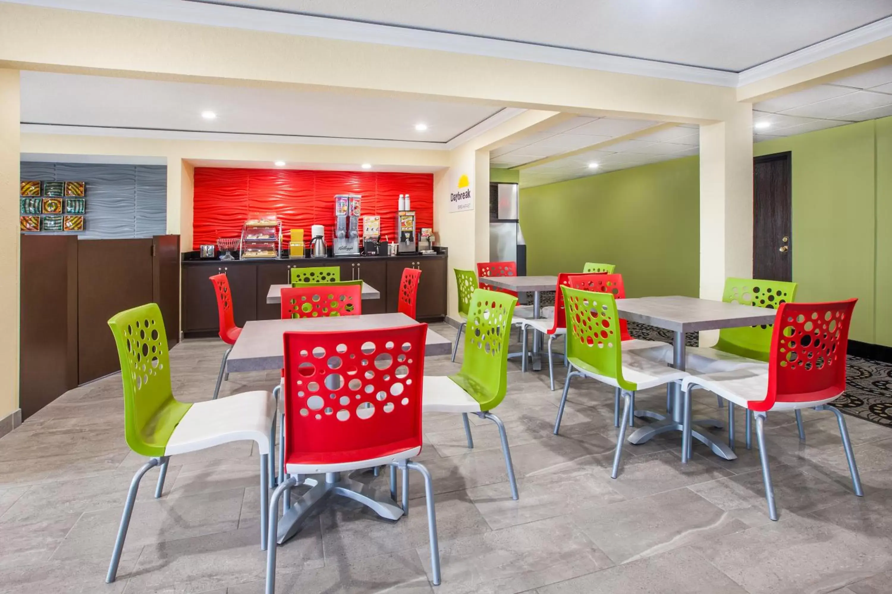 Restaurant/places to eat in Days Inn by Wyndham Miami Restaurant/places to eat in Days Inn by Wyndham Miami