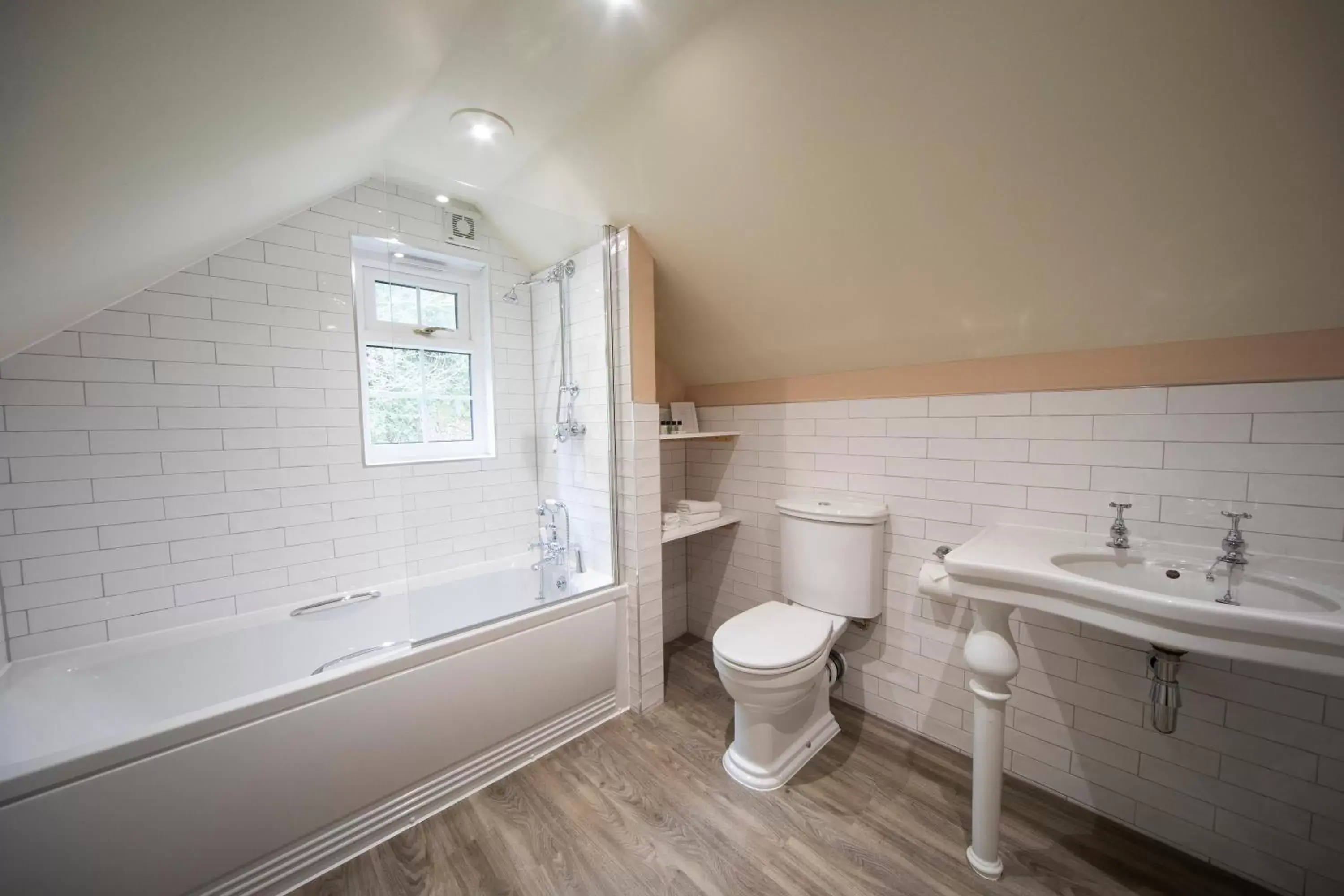 Bathroom in Cottage In The Wood