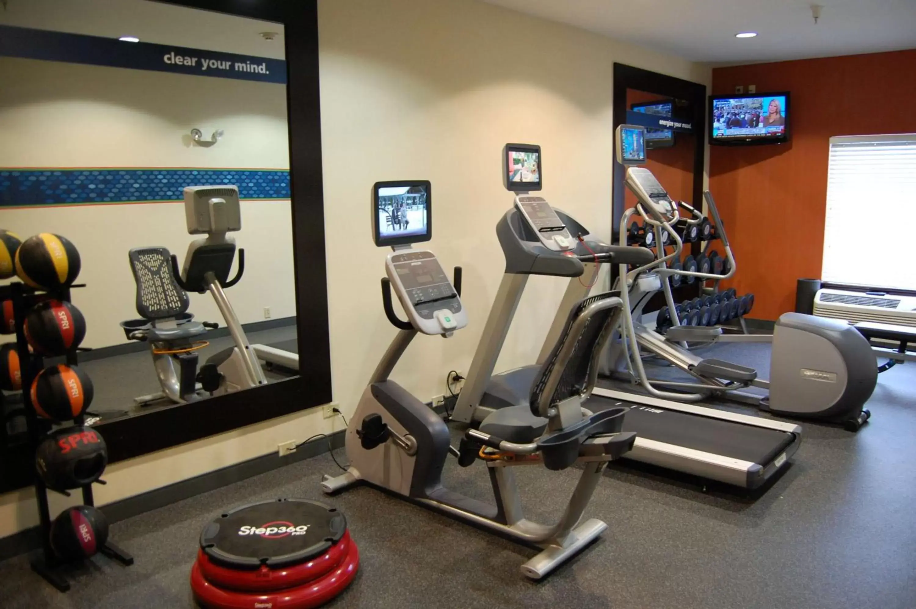 Fitness centre/facilities, Fitness Center/Facilities in Hampton Inn Stow