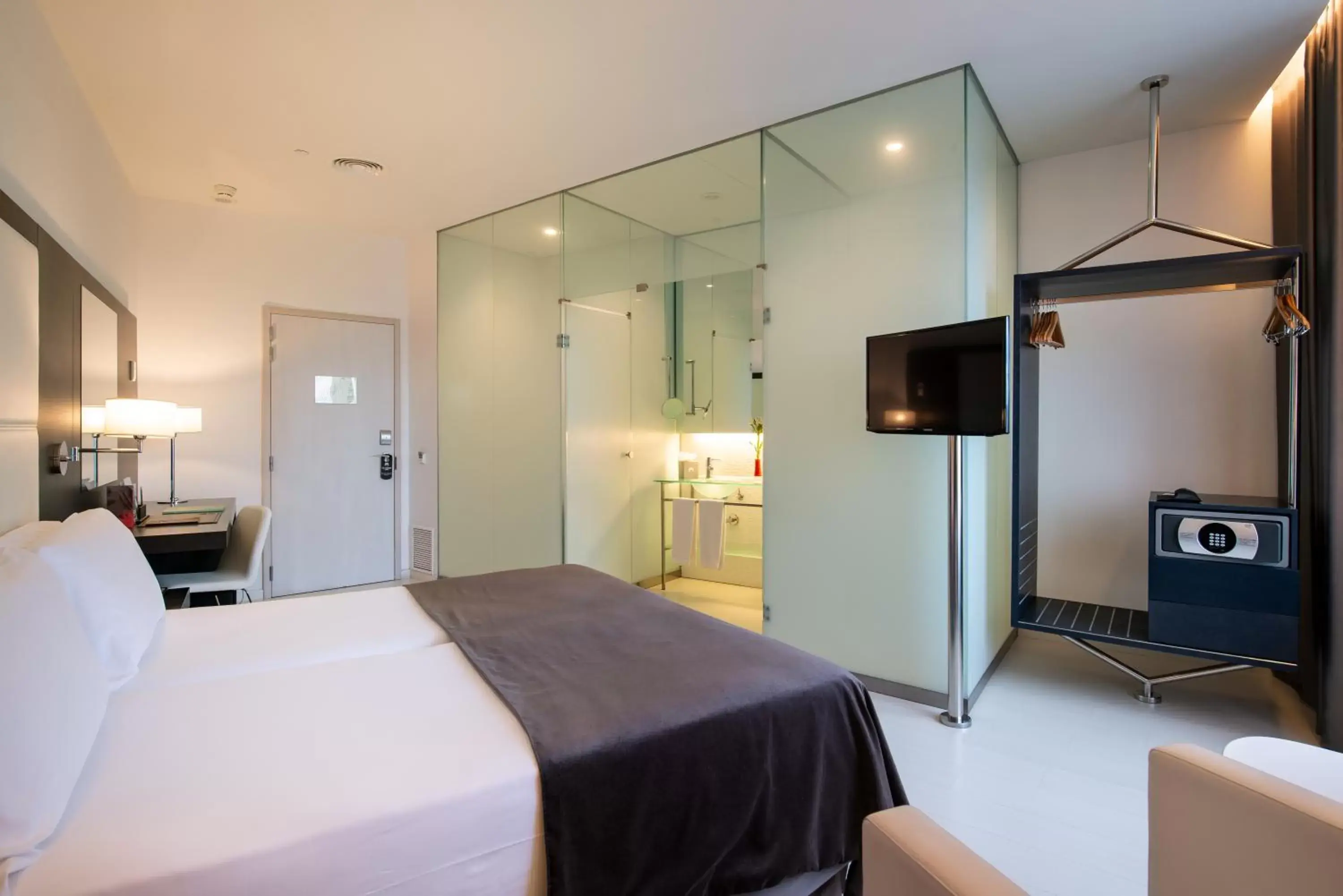 Bedroom, Bed in Hotel Porta Fira 4* Sup