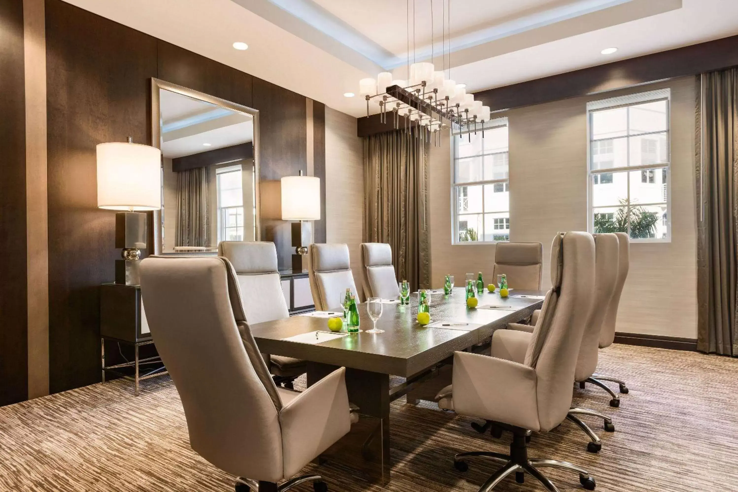 Meeting/conference room in Wyndham Grand Jupiter at Harbourside Place