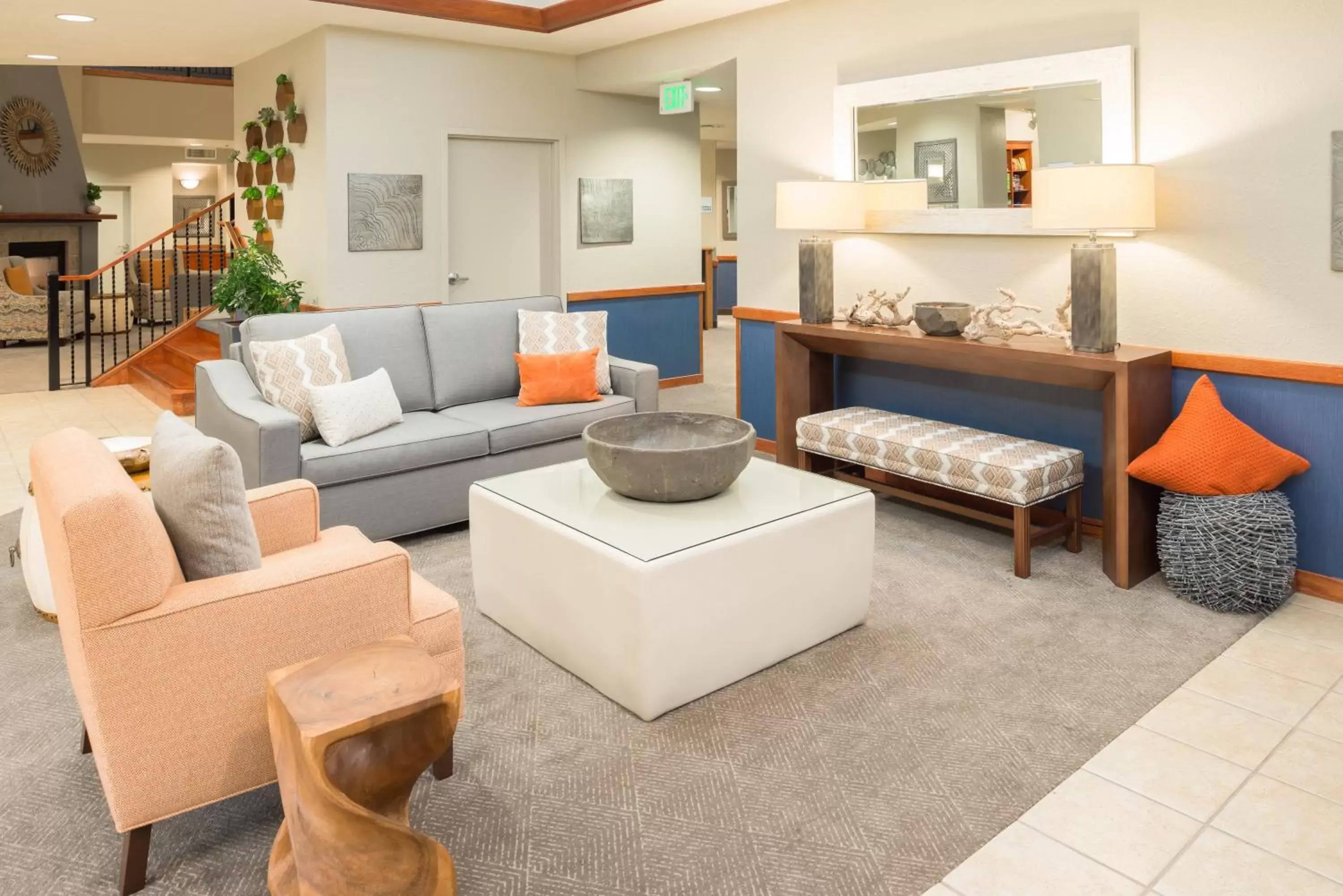 Lobby or reception in Holiday Inn Express Hotel & Suites Arcata/Eureka-Airport Area by IHG Lobby or reception in Holiday Inn Express Hotel & Suites Arcata/Eureka-Airport Area by IHG