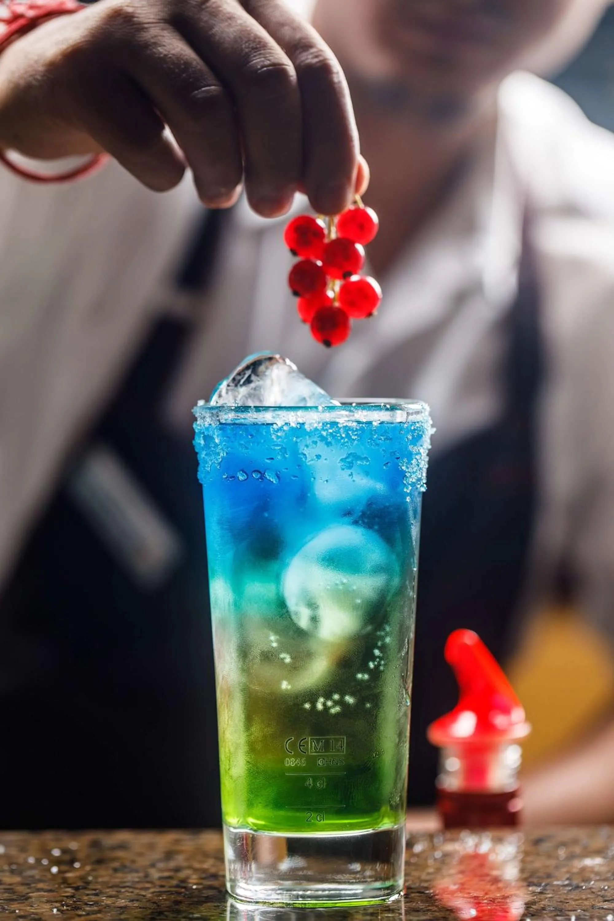 Lounge or bar in Radisson Blu Hotel, Dubai Deira Creek