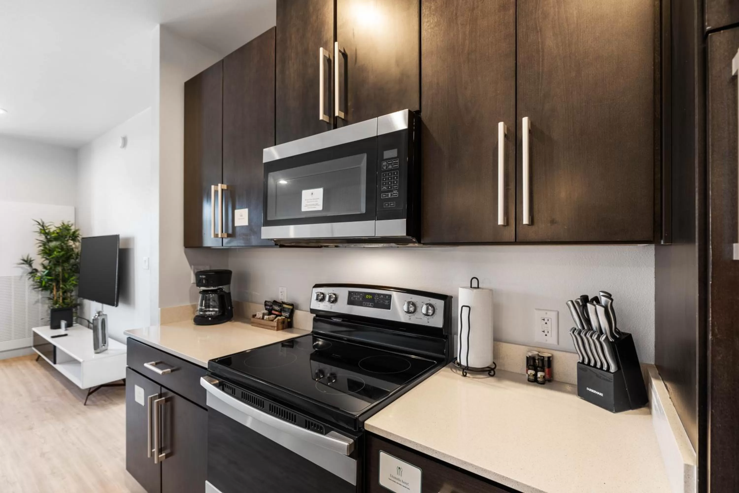 kitchen, Kitchen/Kitchenette in Flatz432 Apartments by Barsala