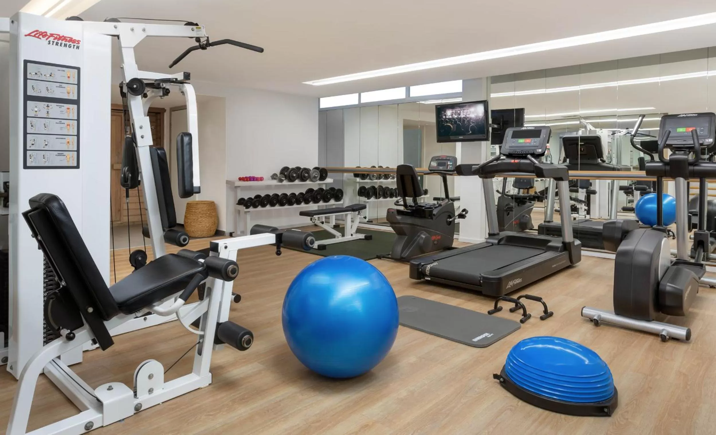 Day in Sea Executive Suites