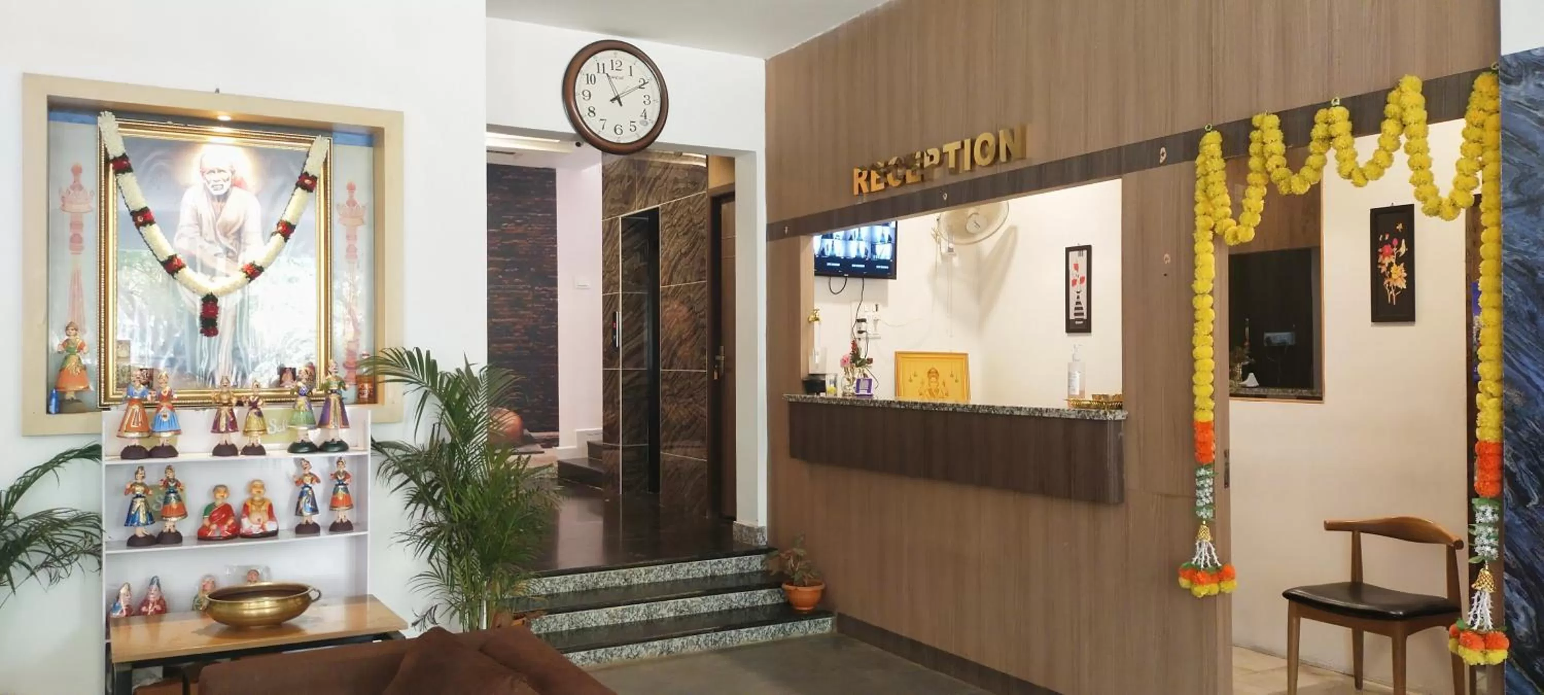 Lobby/Reception in Hotel RK - Temple Stay