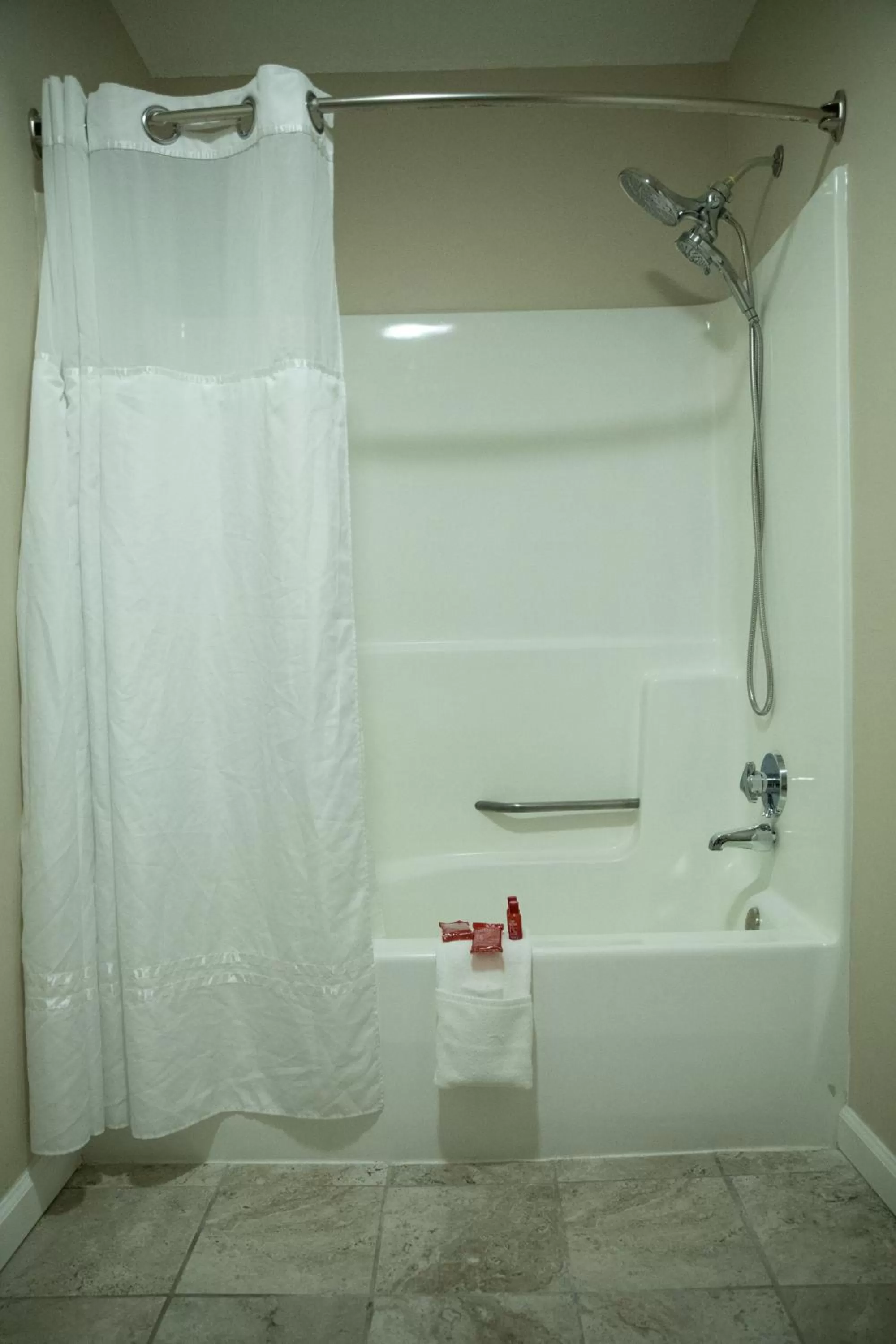 Bathroom in Classic Motor Lodge Providence - West Greenwich