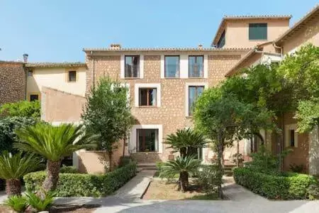 Property Building in Ca'n Puig de Sóller