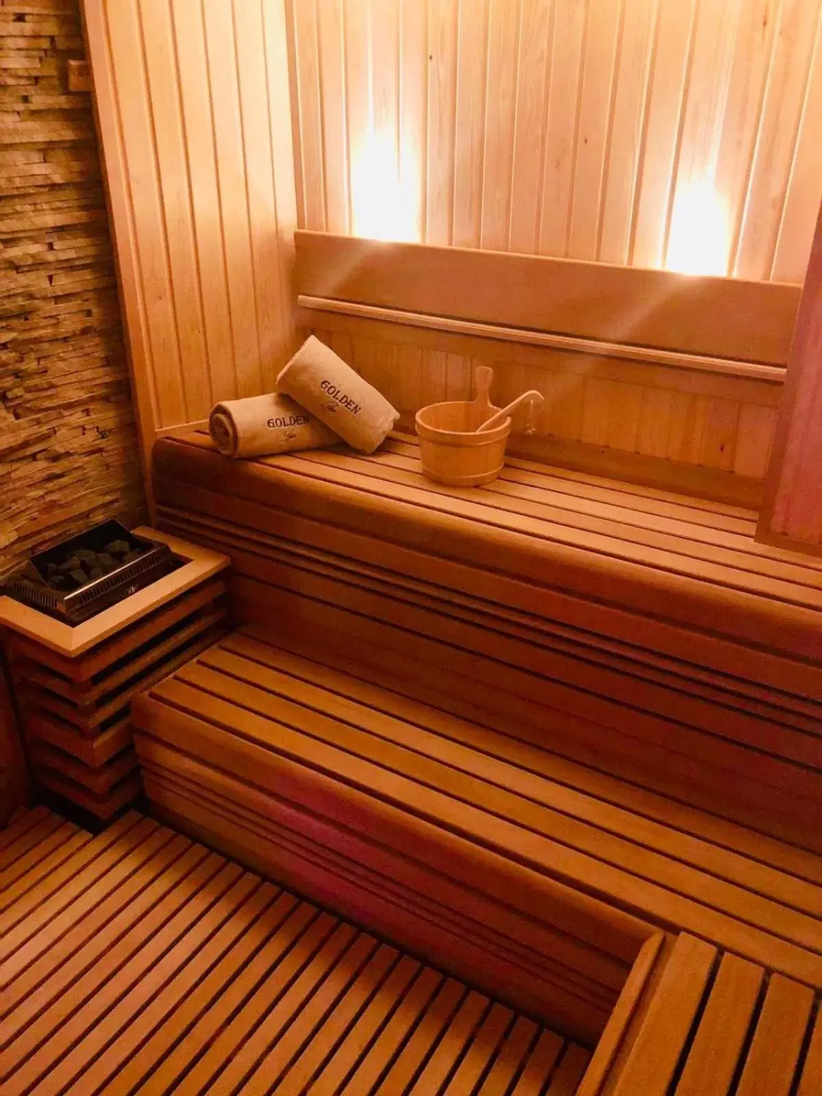 Sauna in Golden Tower Hotel & Spa