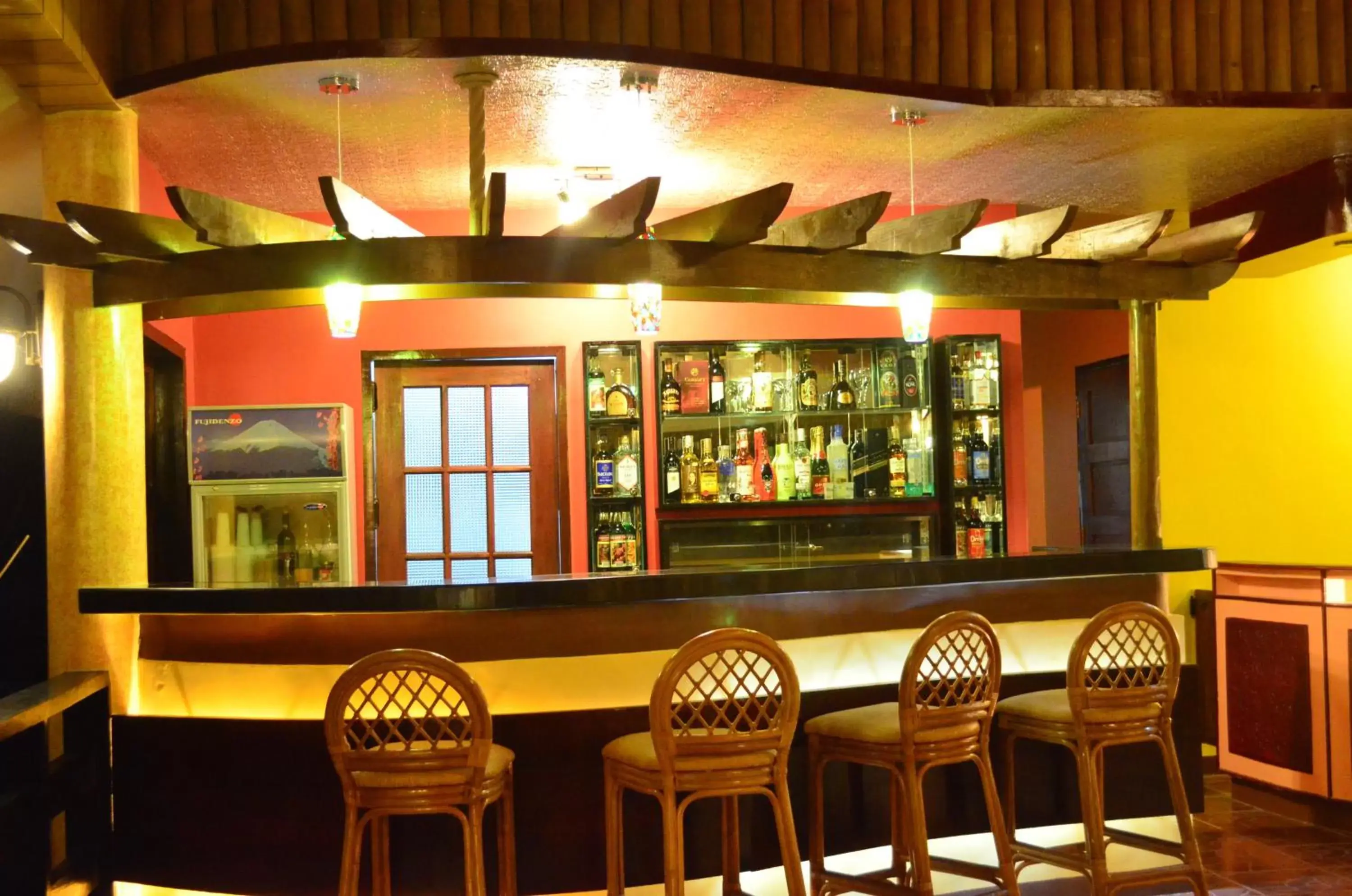 Night, Lounge/Bar in Veraneante Resort