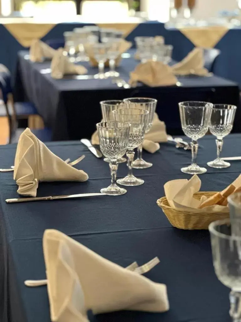 Banquet/Function facilities, Restaurant/Places to Eat in Nazareth Residence