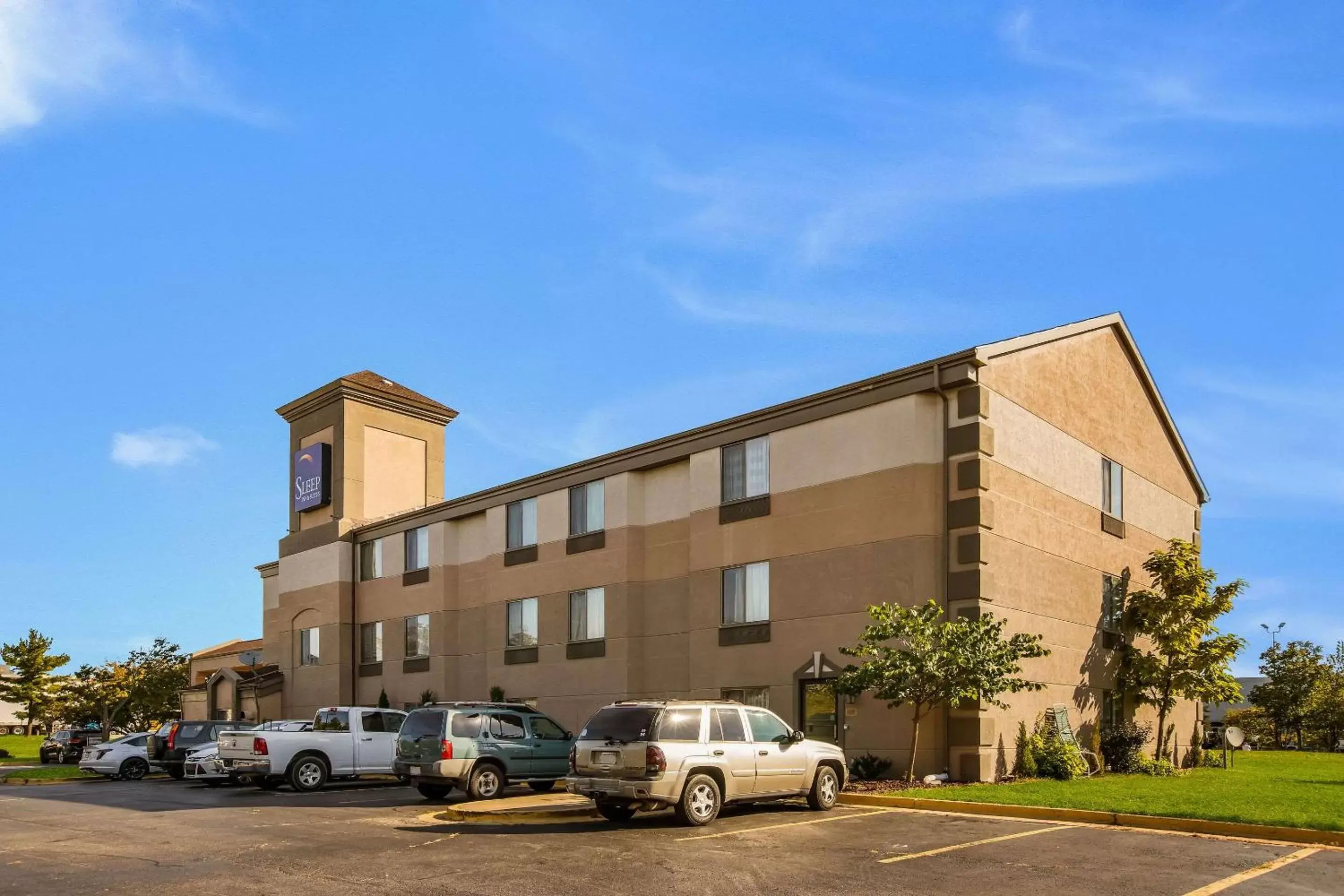 Property Building in Sleep Inn & Suites