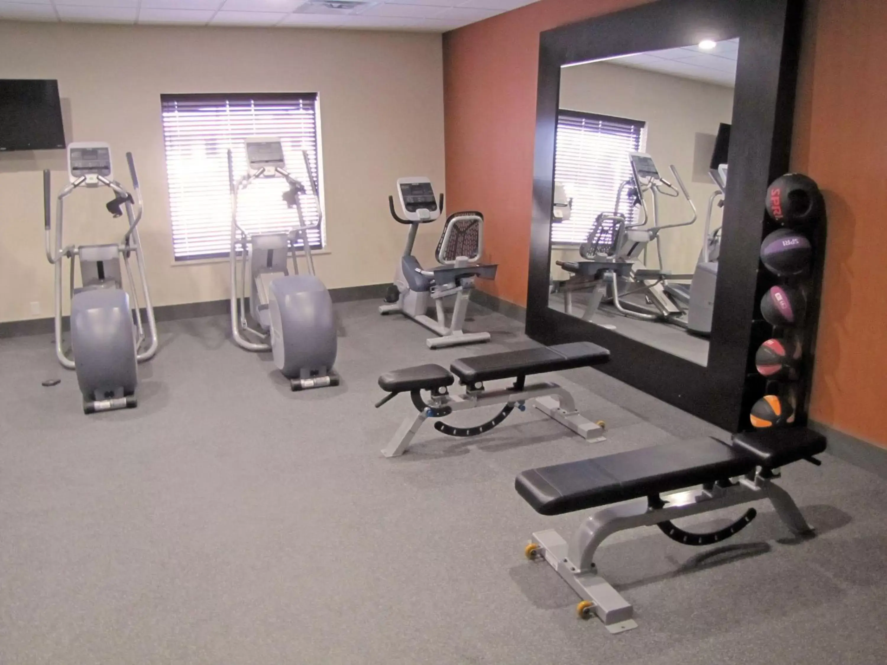 Fitness centre/facilities, Fitness Center/Facilities in Hampton Inn McPherson