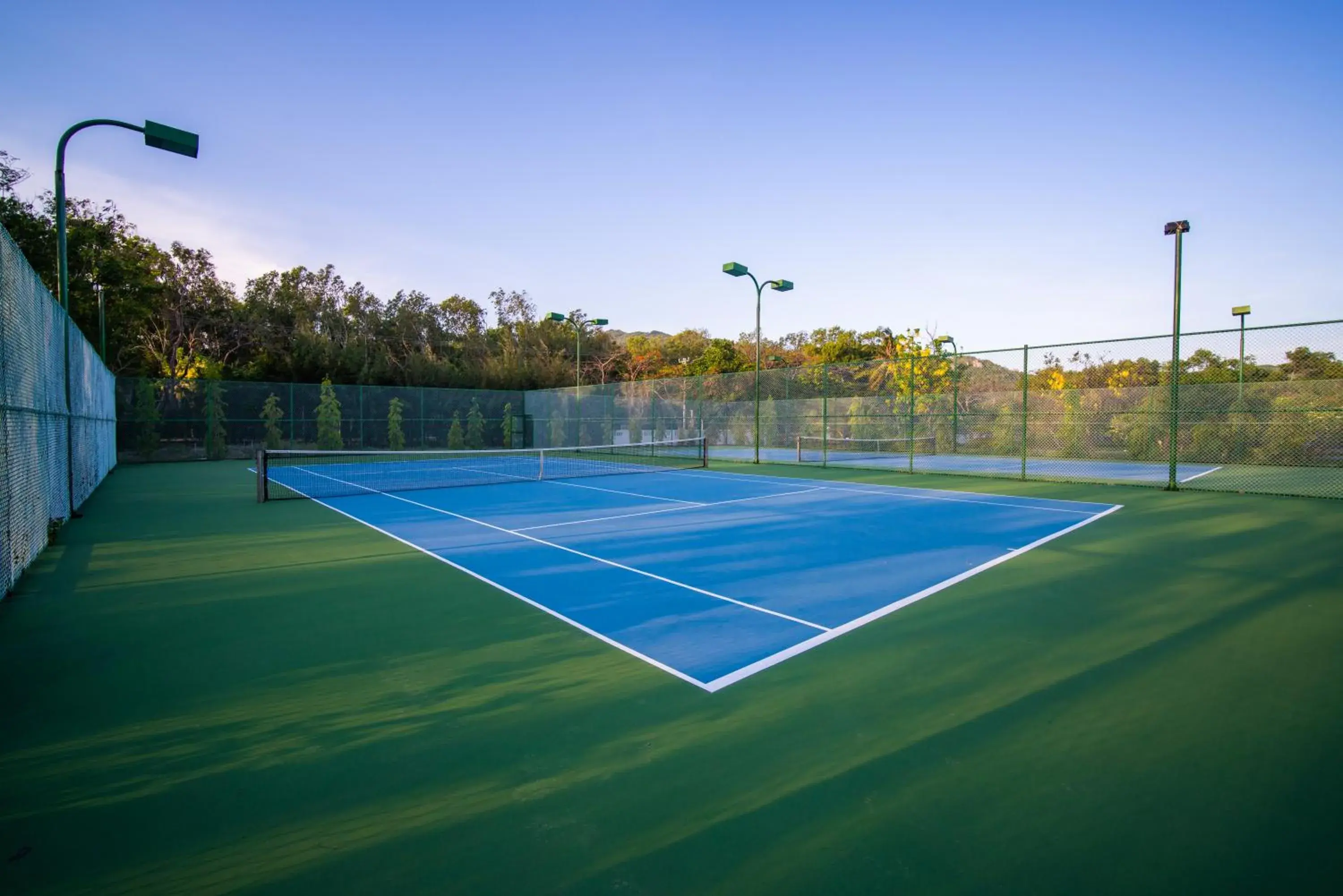 Tennis court, Tennis/Squash in Fleur De Lys Resort & Spa Long Hai