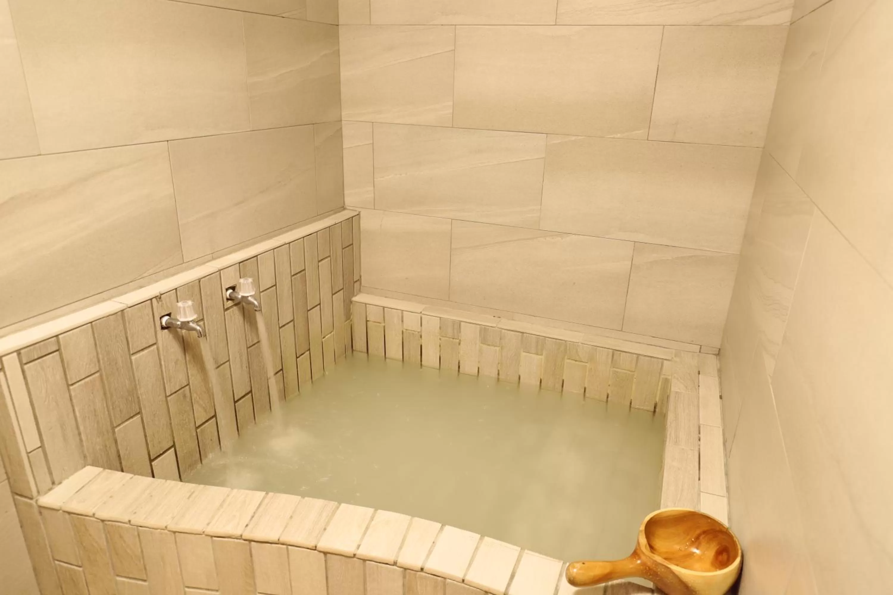 Gorgeous Hot Spring Resort