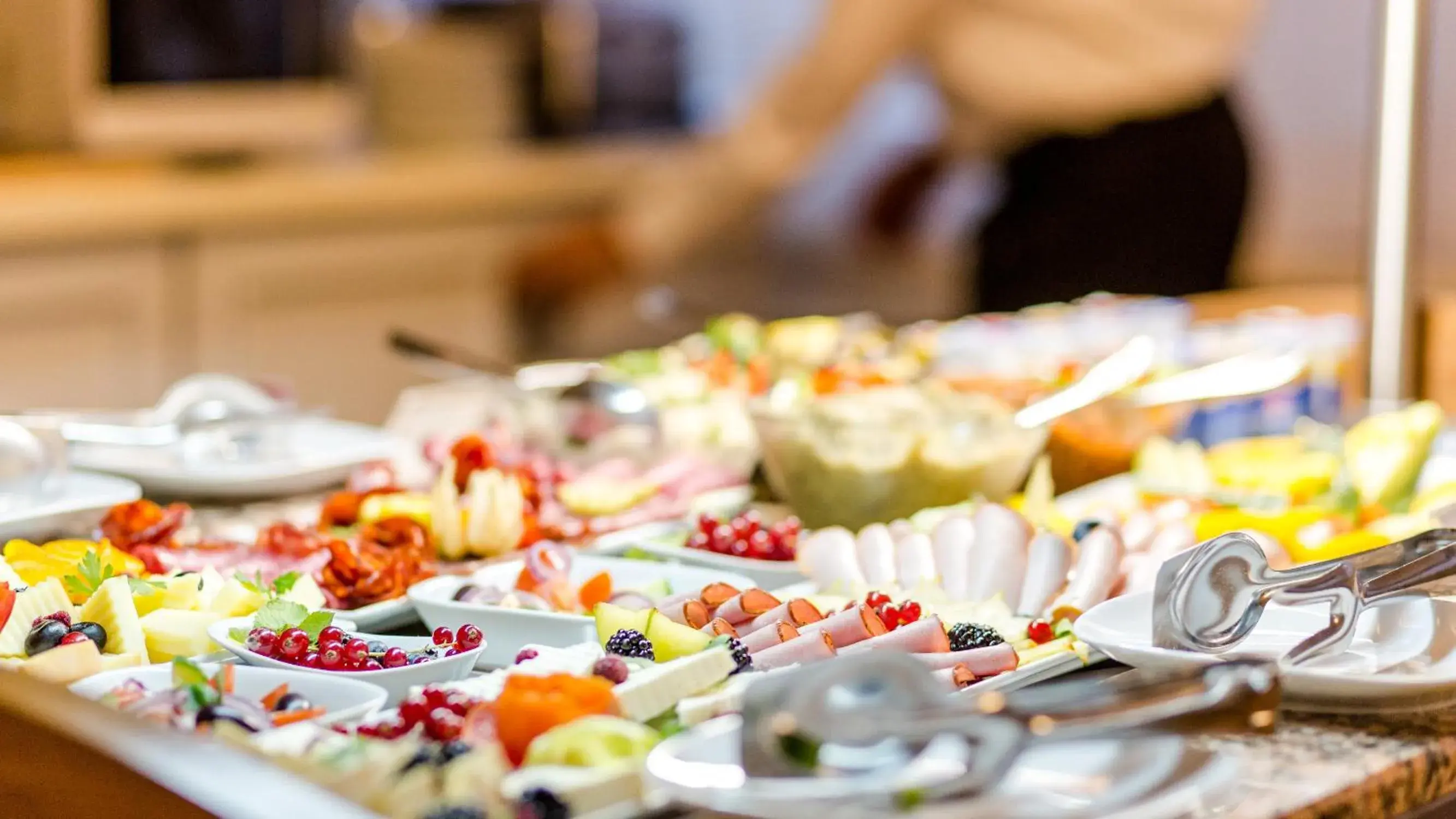 Buffet breakfast, Food in Hotel Herastrau