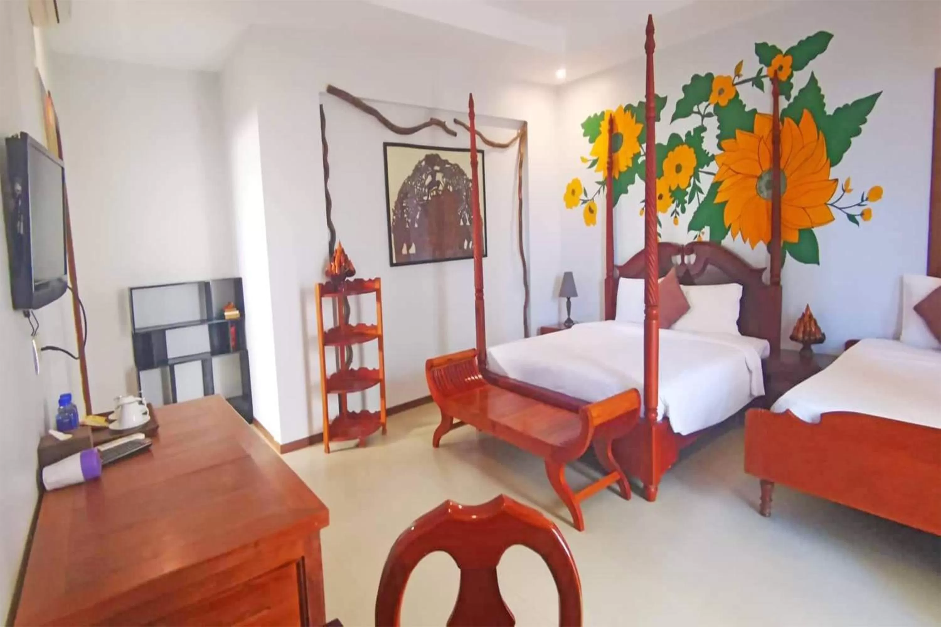 Bed in Samnak Lounge