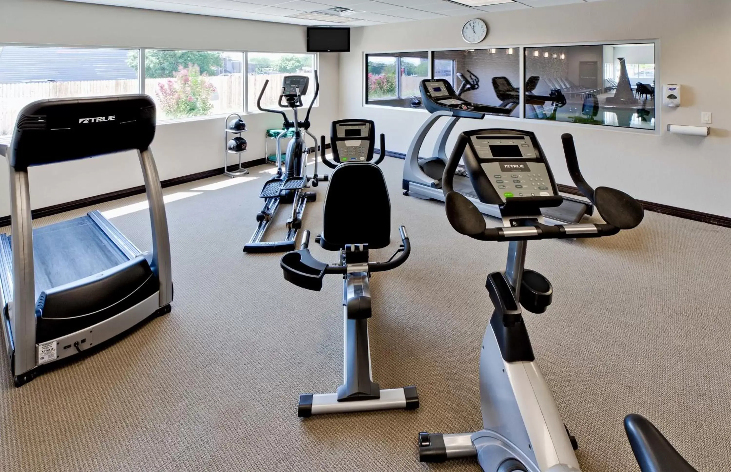Fitness centre/facilities in Hawthorn Suites by Wyndham Lubbock Fitness centre/facilities in Hawthorn Suites by Wyndham Lubbock