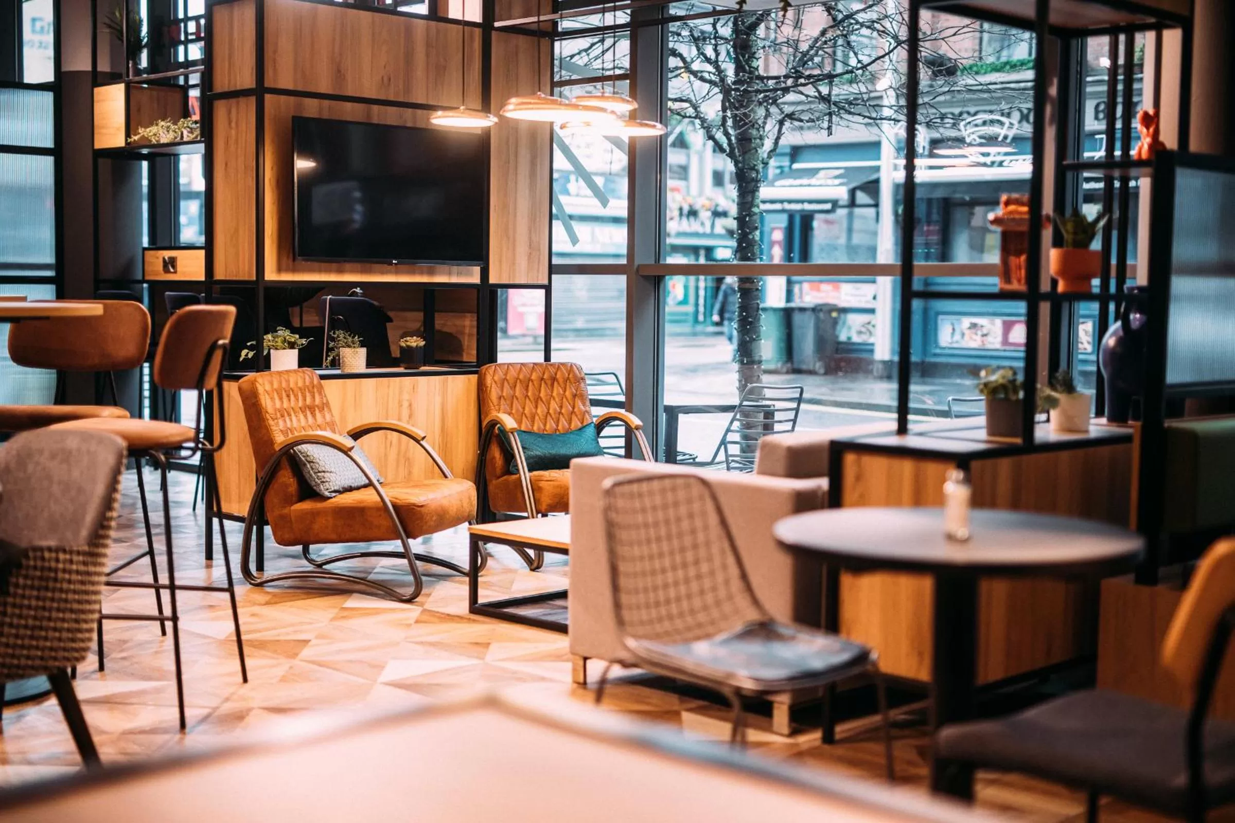 Lobby or reception in ibis Belfast City Centre