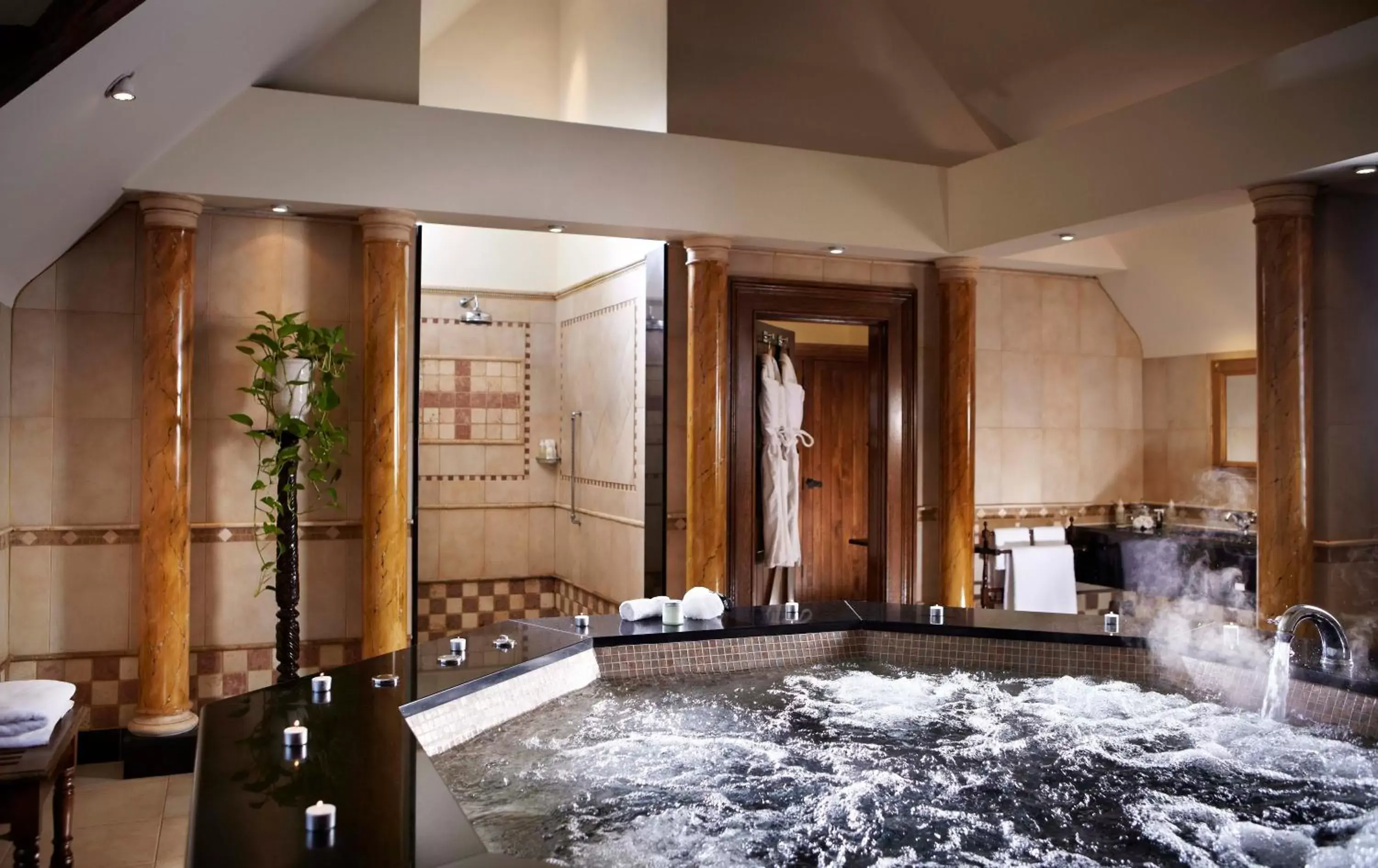Spa and wellness centre/facilities in Pennyhill Park Hotel and Spa