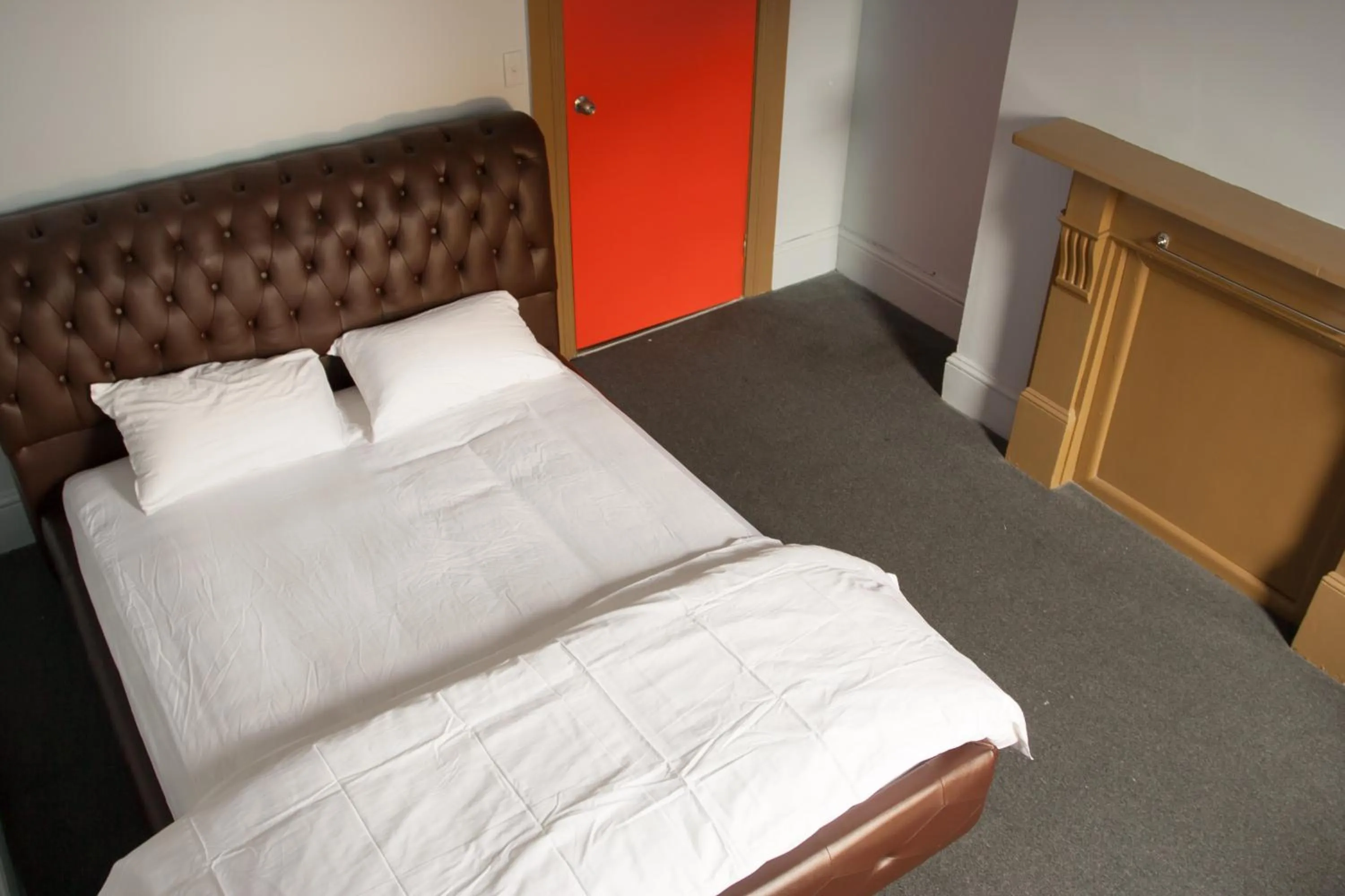 Bed in Backpackers Imperial Hotel