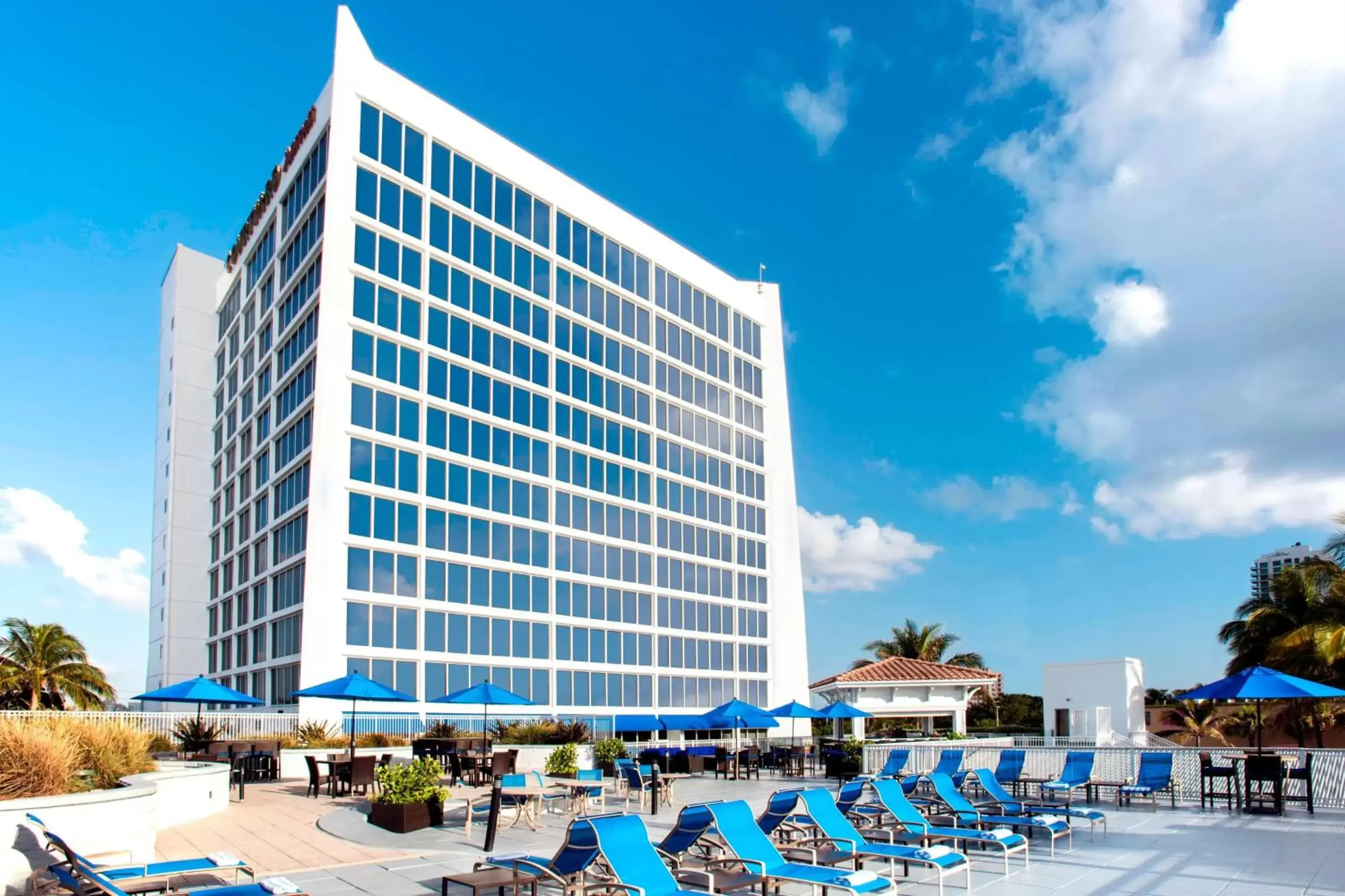 Property Building in Courtyard by Marriott Fort Lauderdale Beach