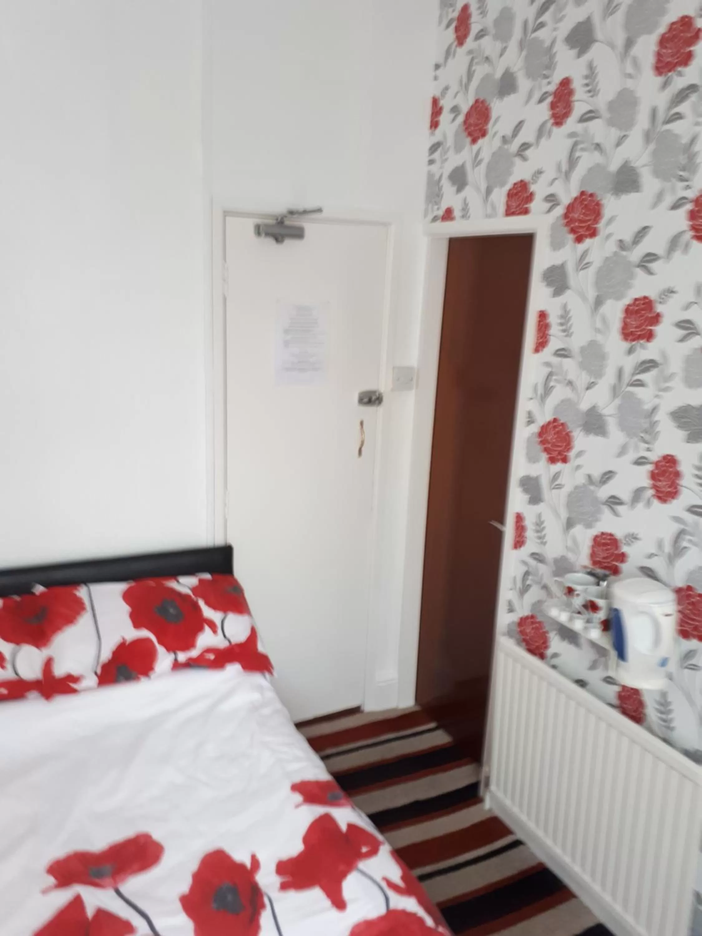 Bedroom, Bed in Montgomery Hotel