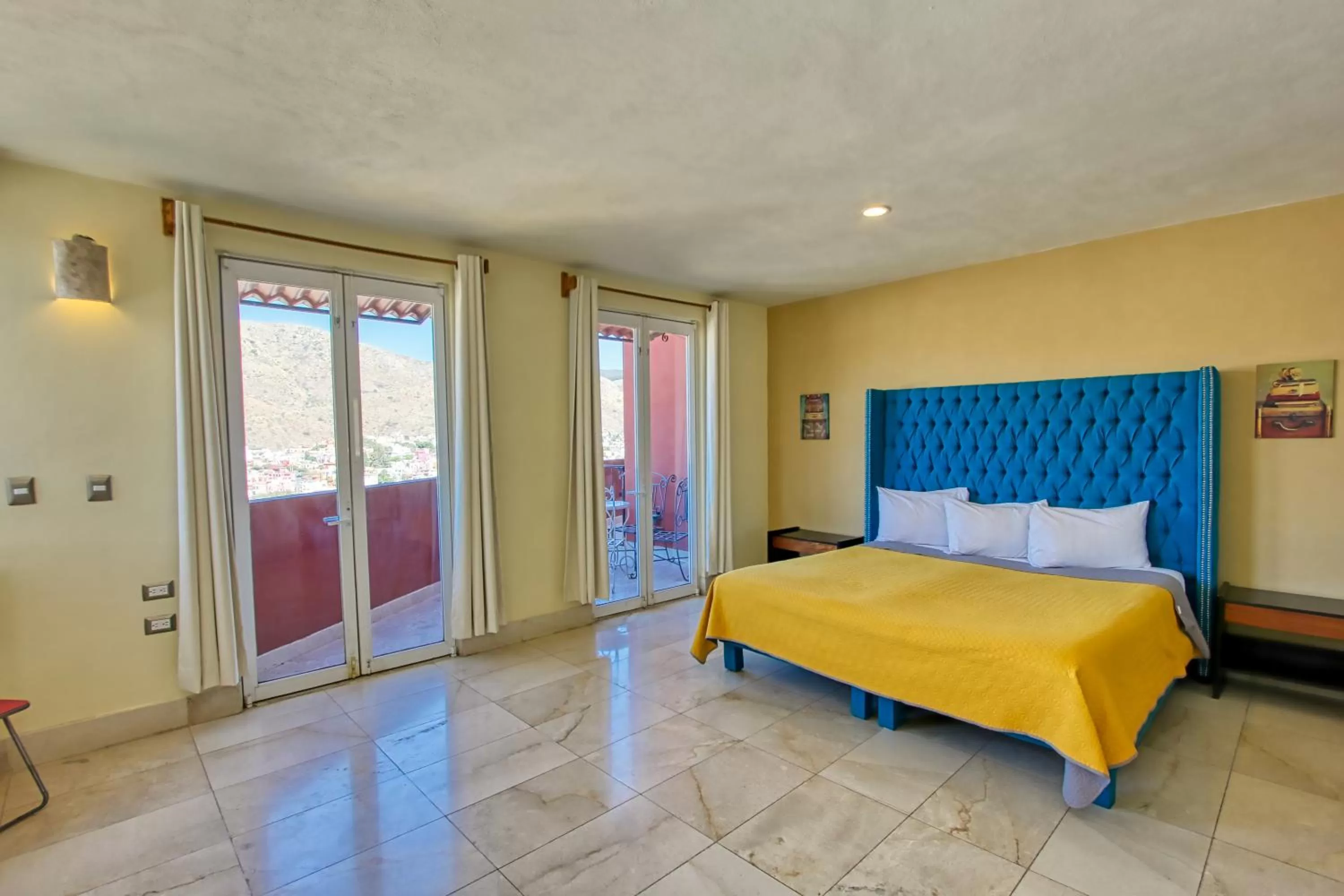Bedroom, Bed in La Vista