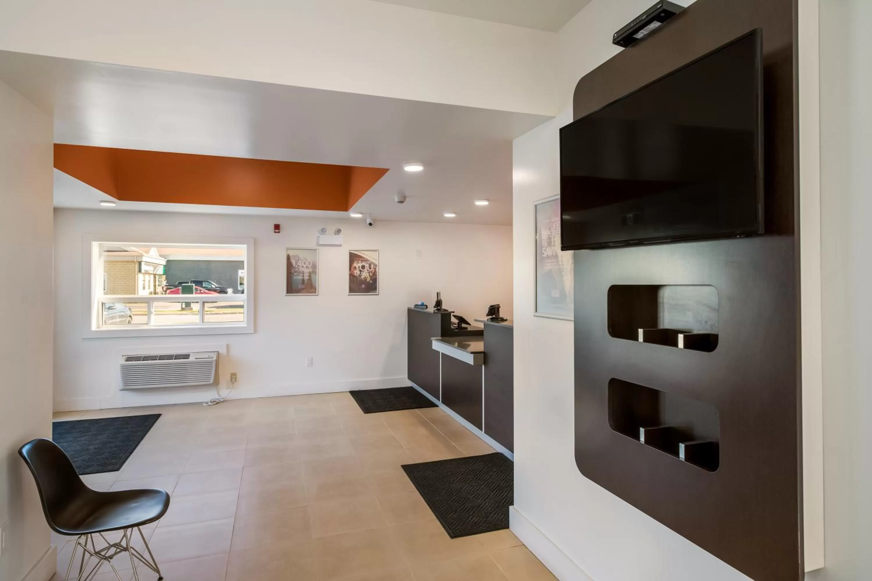 Lobby or reception in Motel 6-Moncton, NB