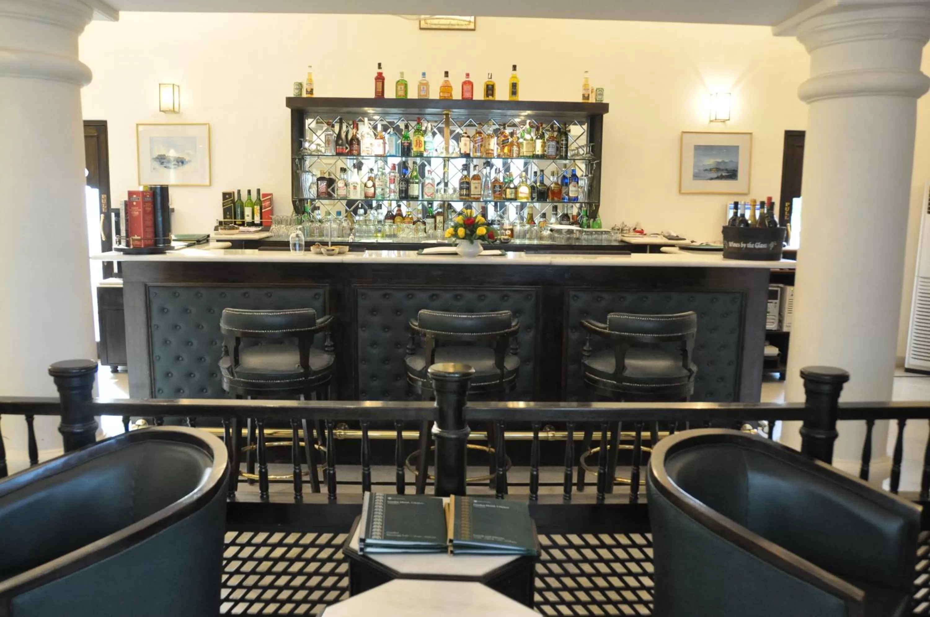 Lounge or bar in Garden Hotel - Heritage by HRH Group of Hotels