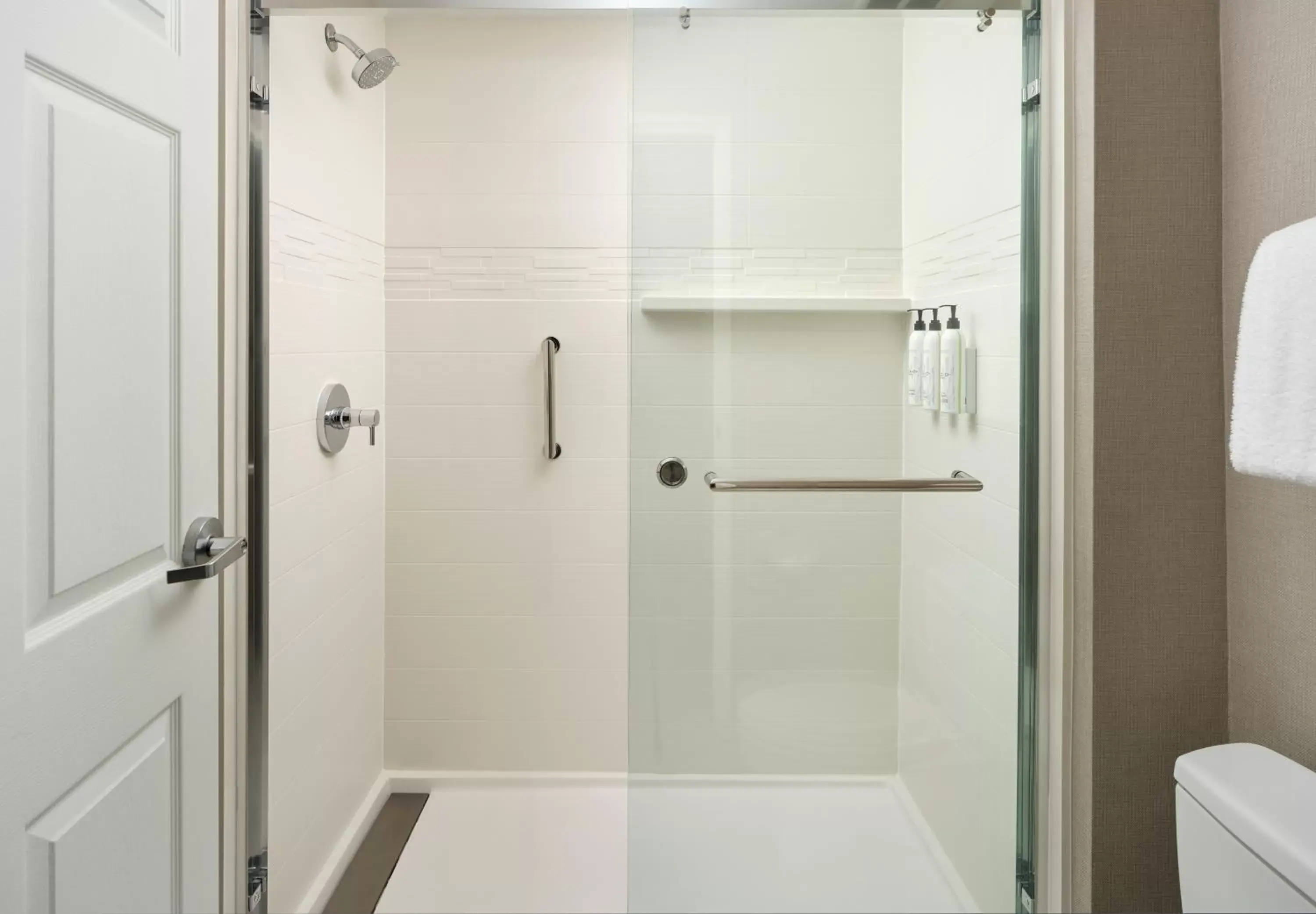 Shower, Bathroom in Residence Inn Fort Lauderdale SW/Miramar