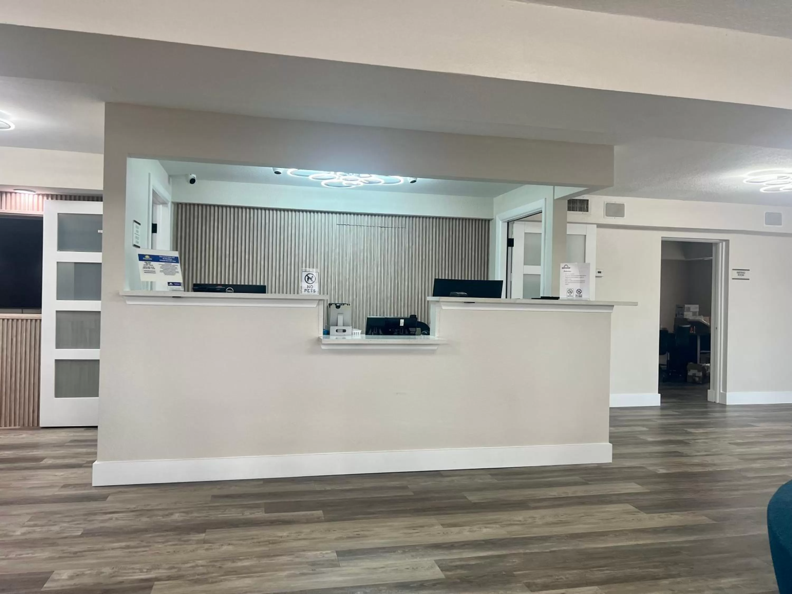 Lobby or reception in Quality Inn & Suites Orlando East - UCF Area