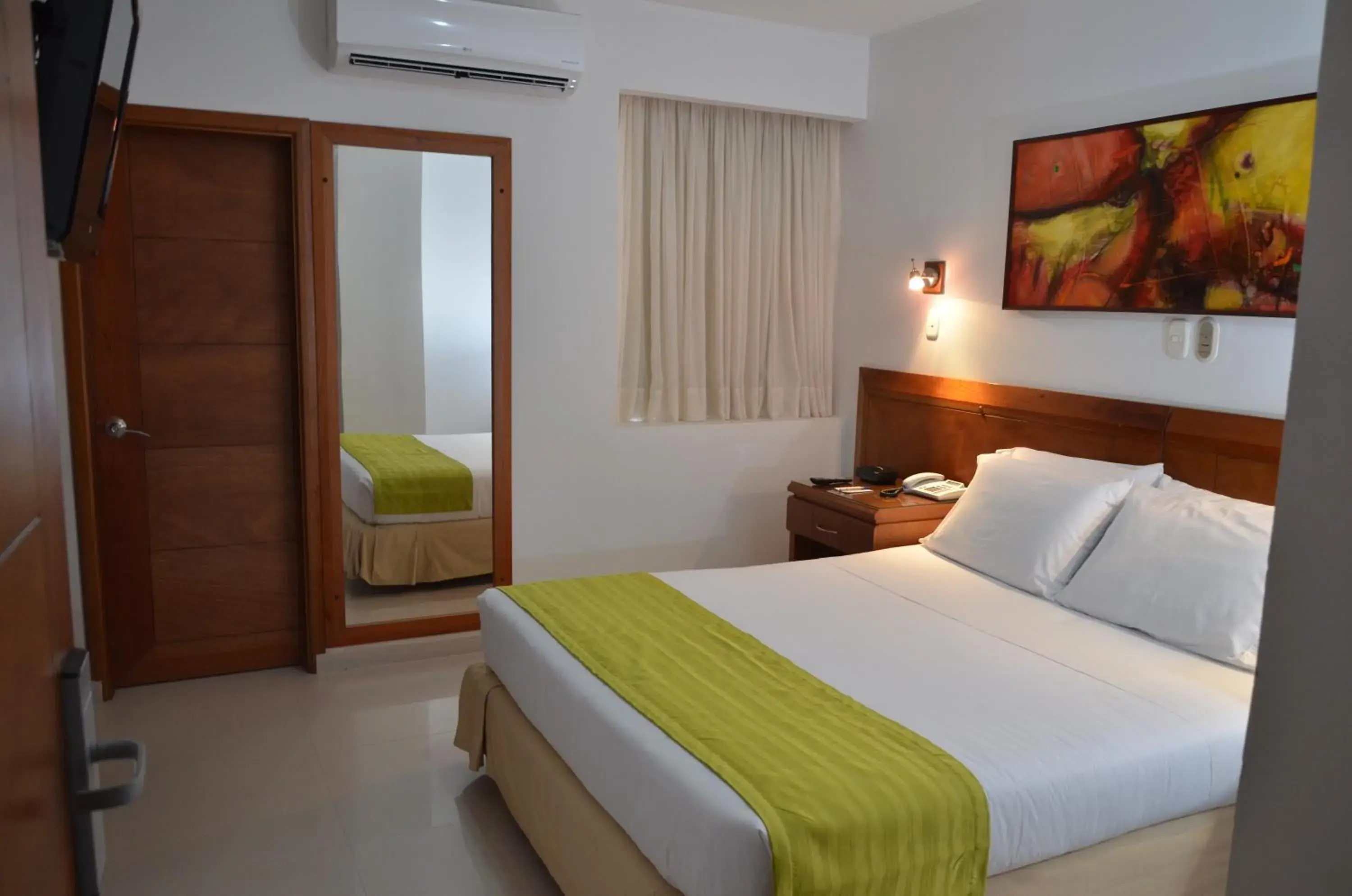 Superior Single Room - single occupancy in Hotel Tativan Superior Single Room - single occupancy in Hotel Tativan